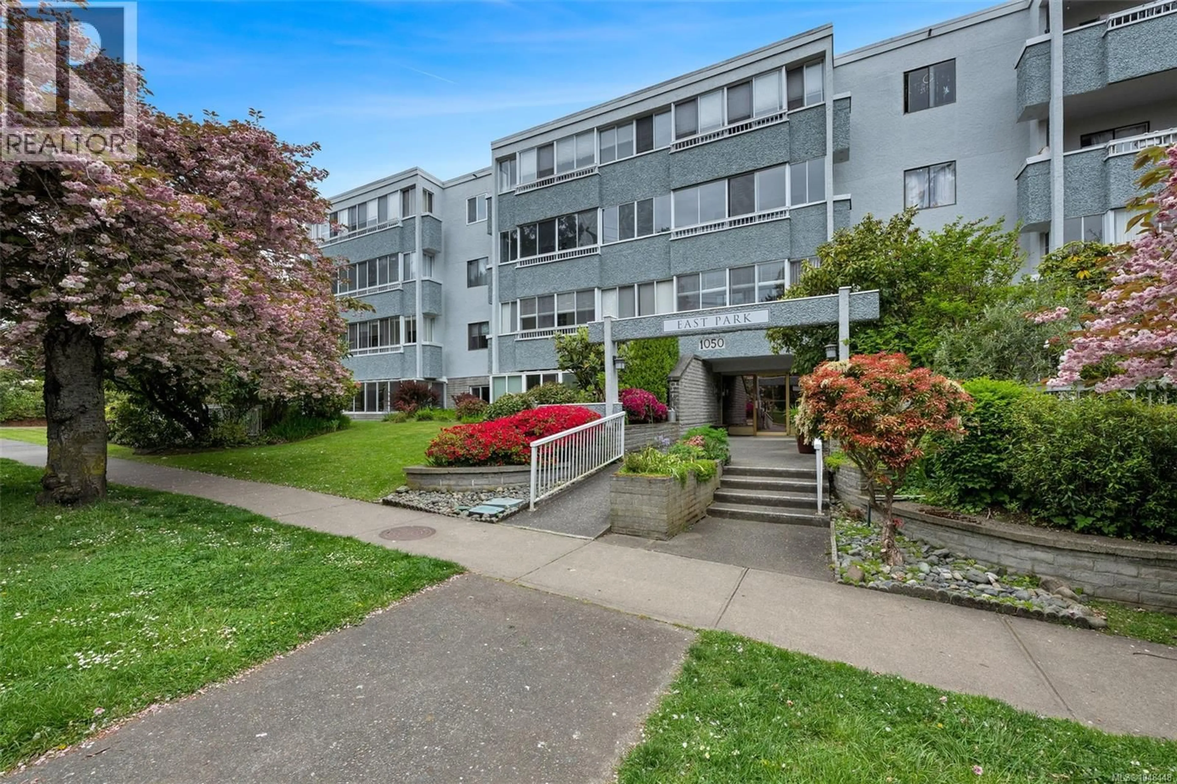 Patio, unknown for 201 - 1050 PARK BOULEVARD, Victoria British Columbia V8V2T4