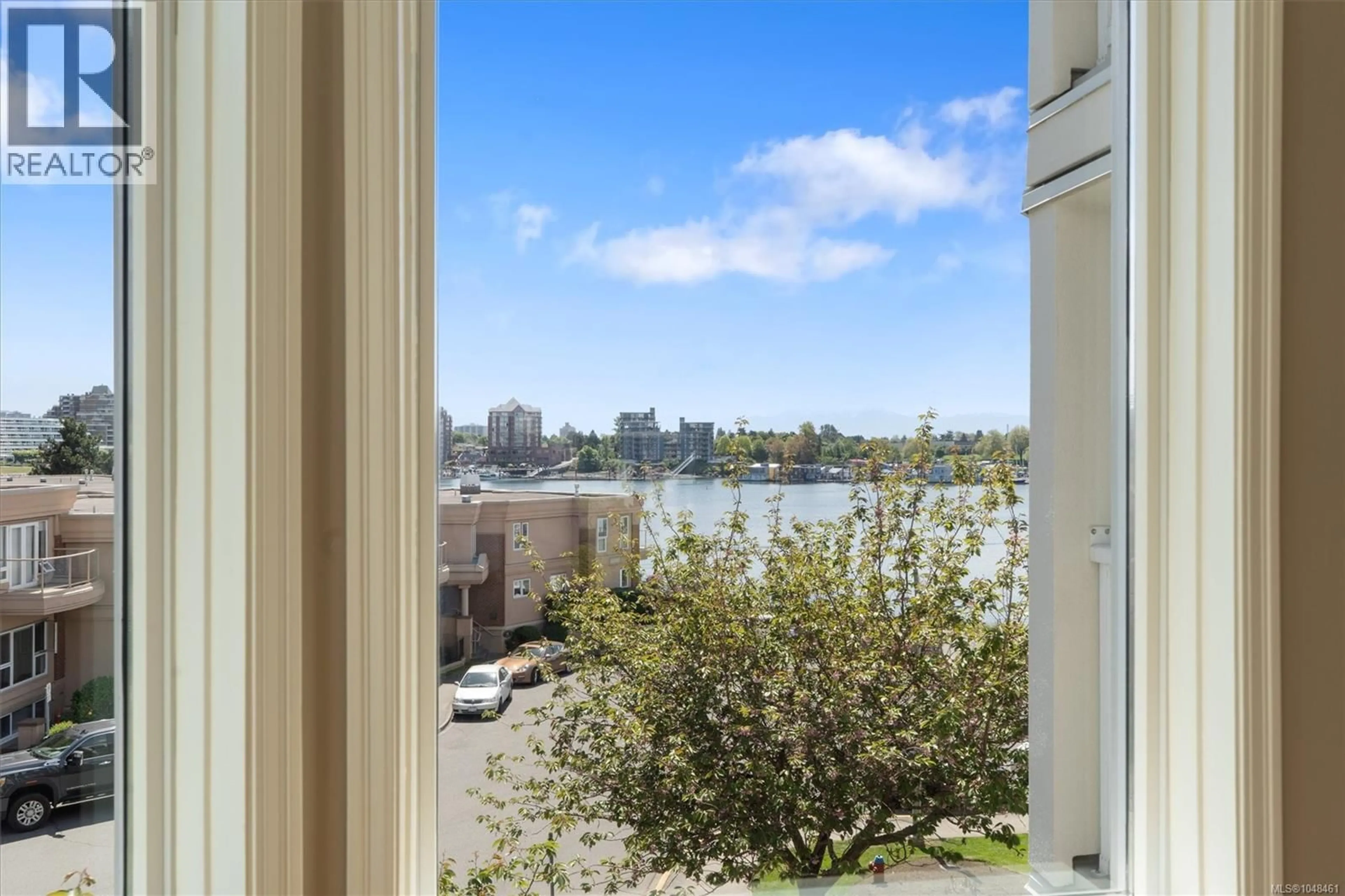 Balcony in the apartment, water/lake/river/ocean view for 318 - 10 PAUL KANE PLACE, Victoria British Columbia V9A7J8