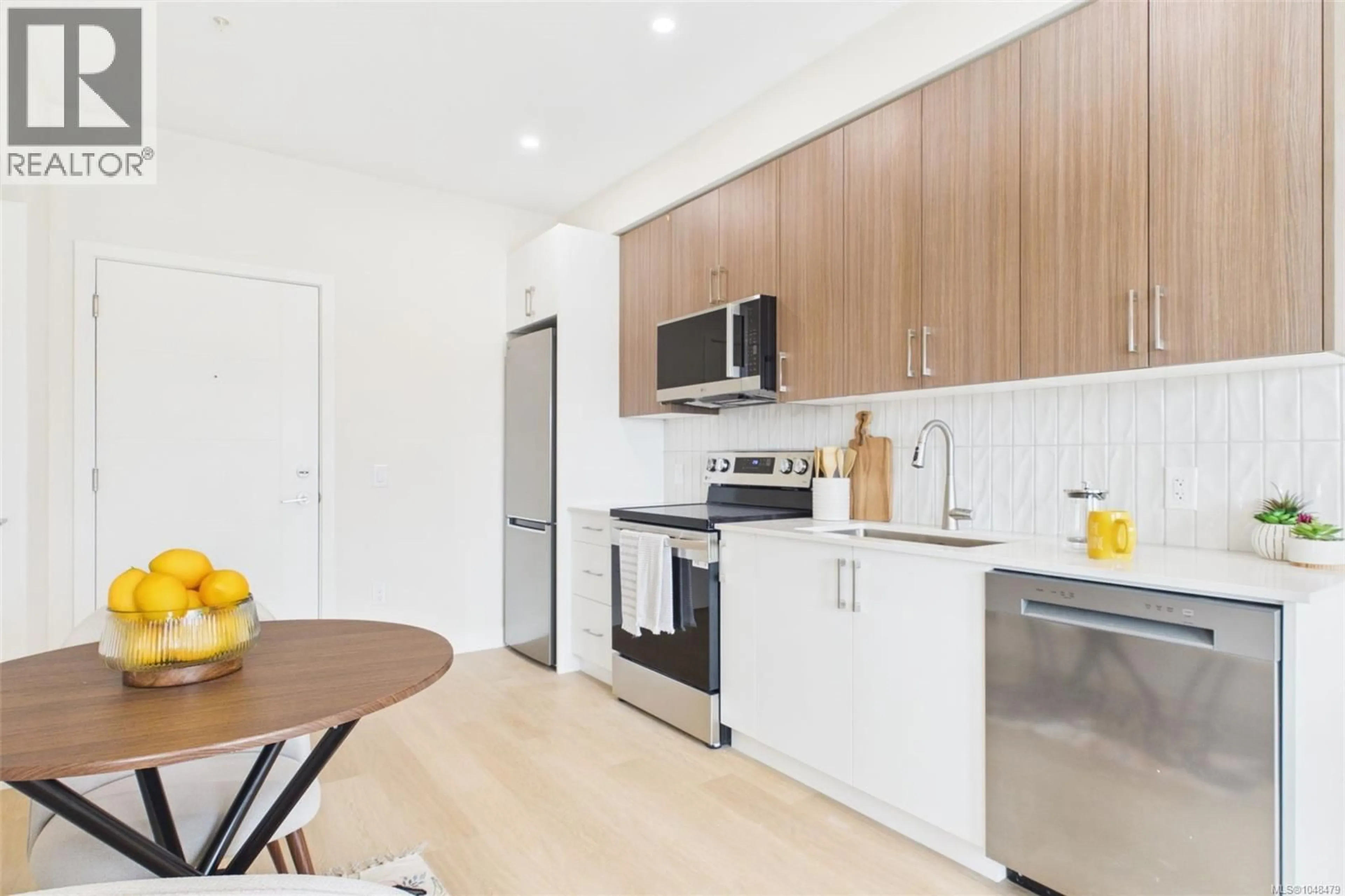 Standard kitchen, wood/laminate floor for 604 - 777 STATION AVENUE, Langford British Columbia V9B7K5