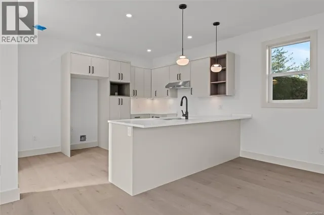 1 - 571 BEZANTON WAY, Colwood 3