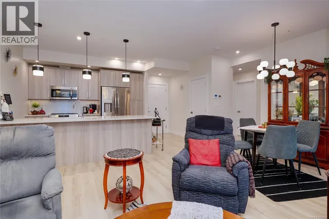 303 - 918 JENKINS AVENUE, Langford 5