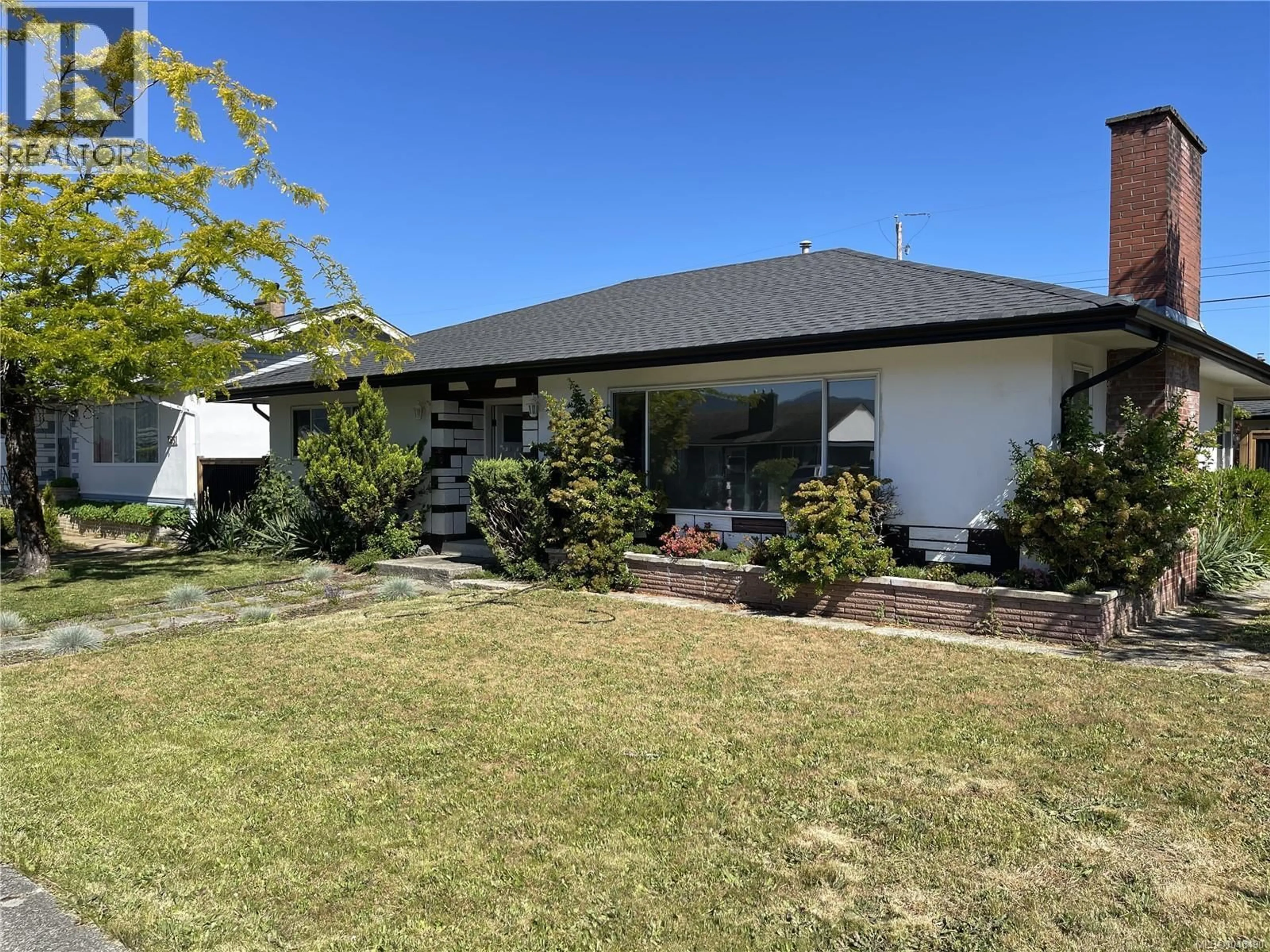 A pic from outside/outdoor area/front of a property/back of a property/a pic from drone, street for 3811 MORTON STREET, Port Alberni British Columbia V9Y3V4