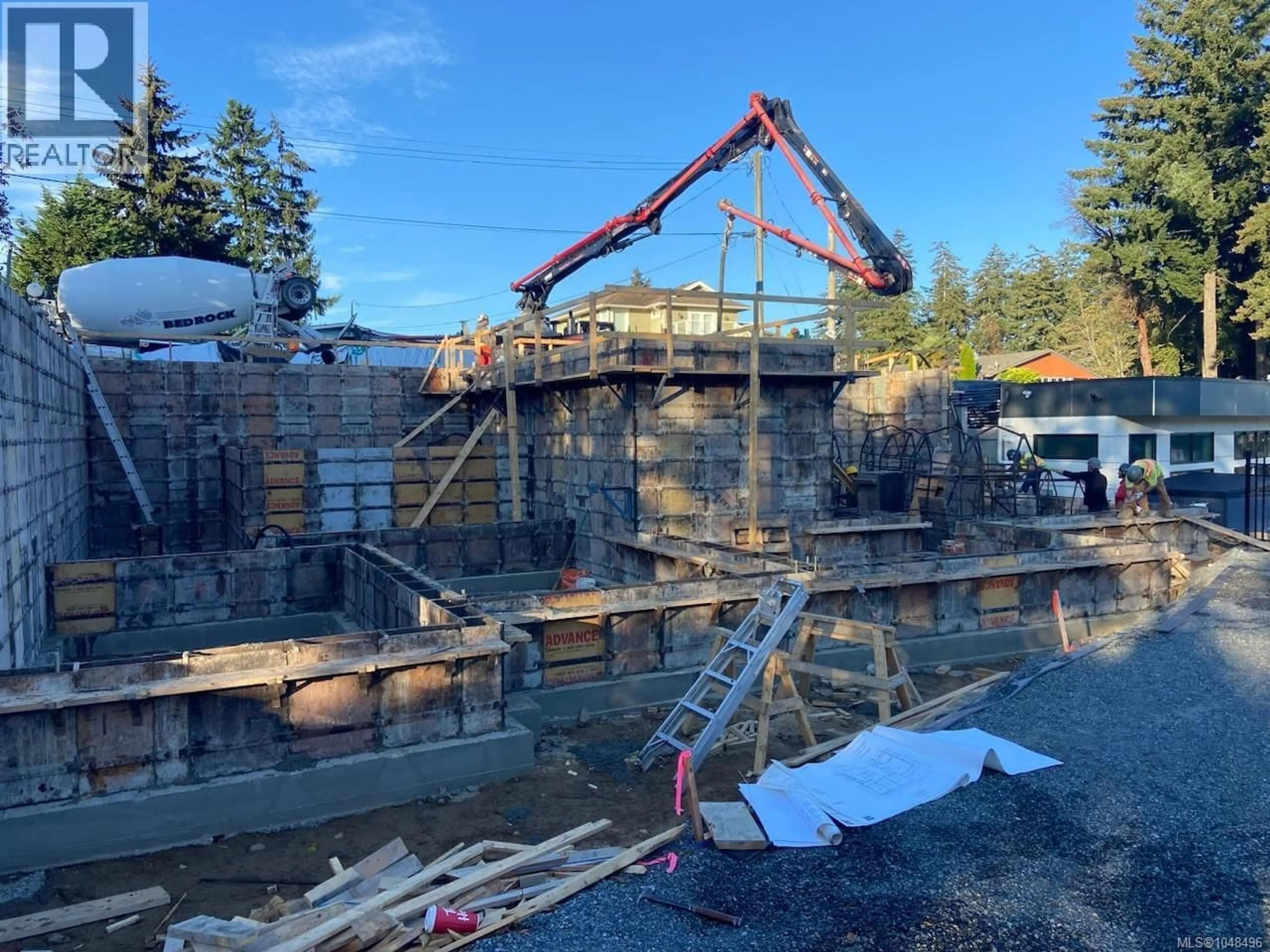 A pic from outside/outdoor area/front of a property/back of a property/a pic from drone, building for 4176 WELLESLEY AVENUE, Nanaimo British Columbia V9T2B8