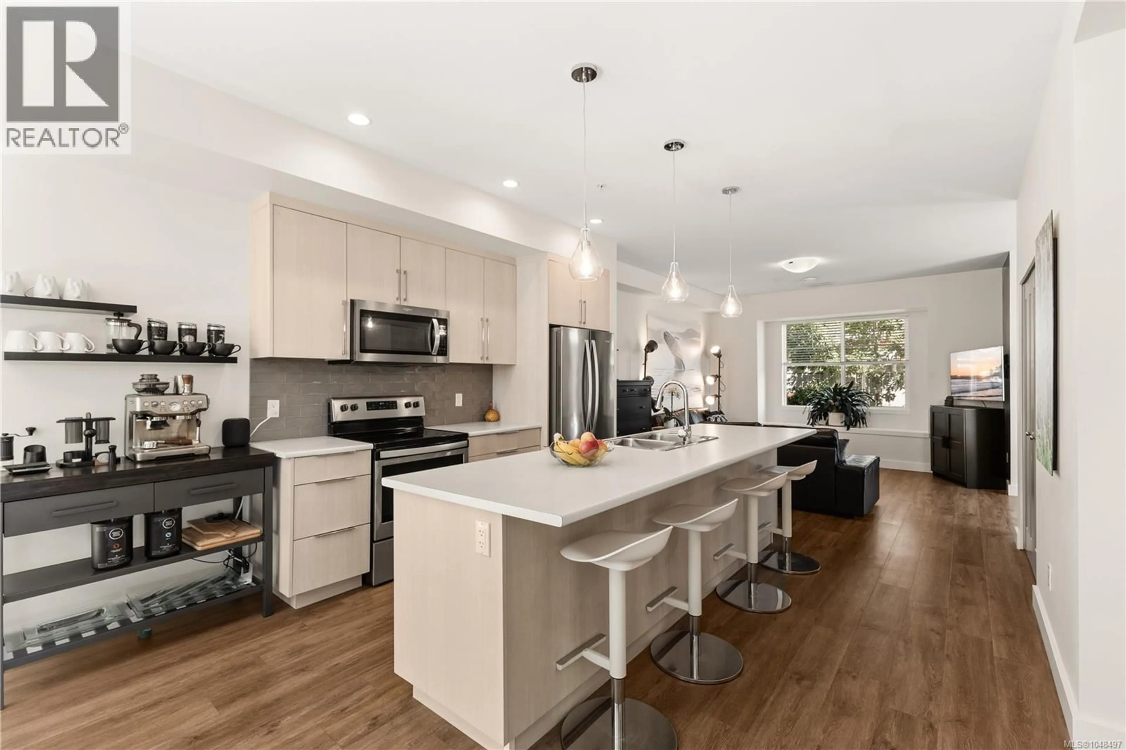 Open concept kitchen, unknown for 1 - 796 ISLAND HIGHWAY SOUTH, Campbell River British Columbia V9W1A6