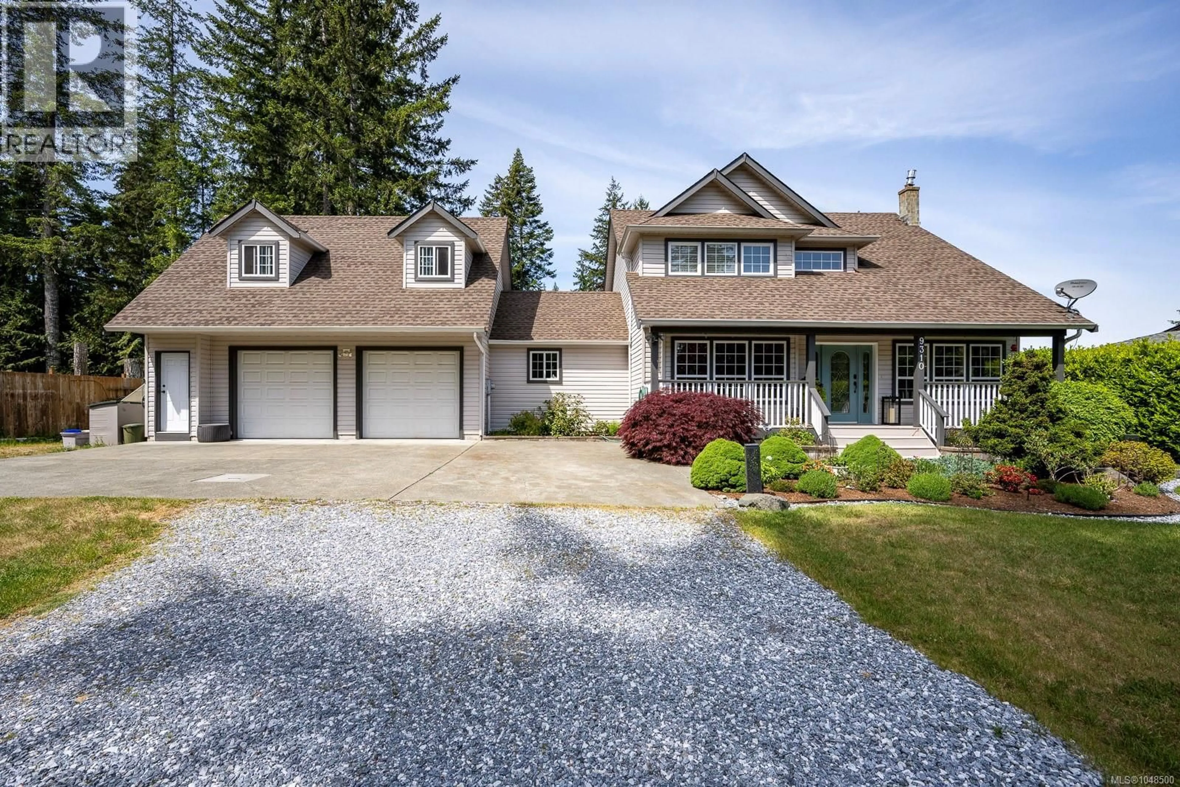 Home with vinyl exterior material, street for 9310 MARTIN PARK DRIVE, Black Creek British Columbia V9J1C4
