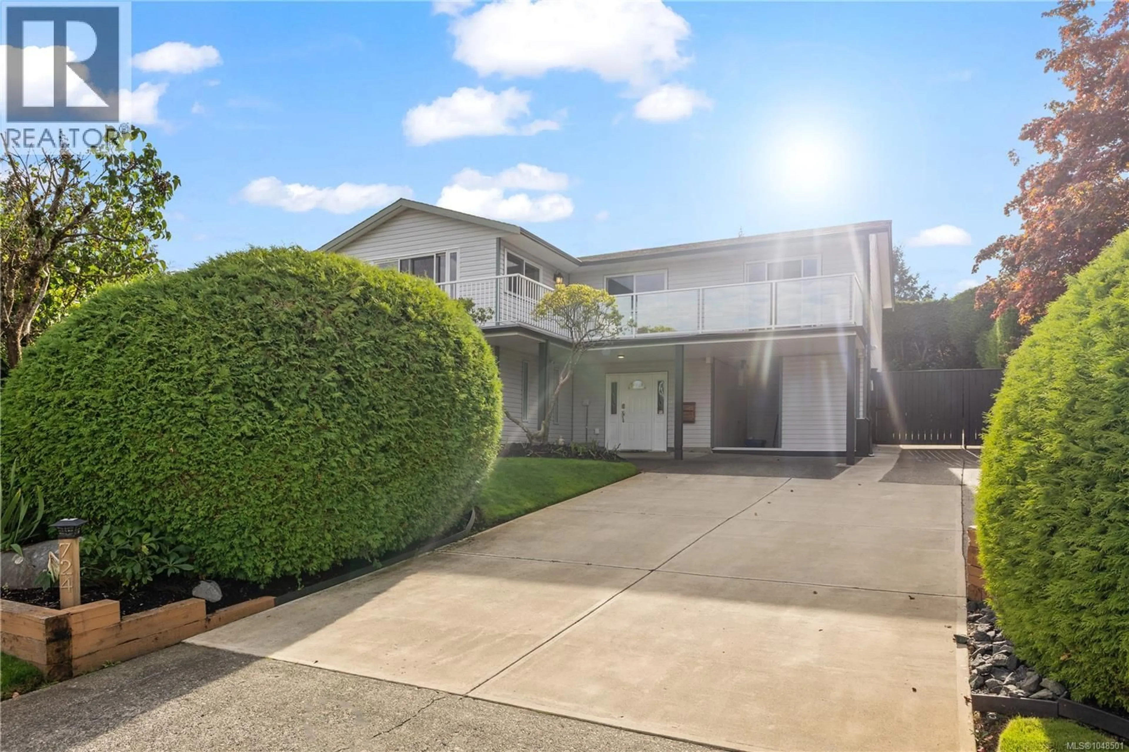A pic from outside/outdoor area/front of a property/back of a property/a pic from drone, street for 724 GALERNO ROAD, Campbell River British Columbia V9W5J3