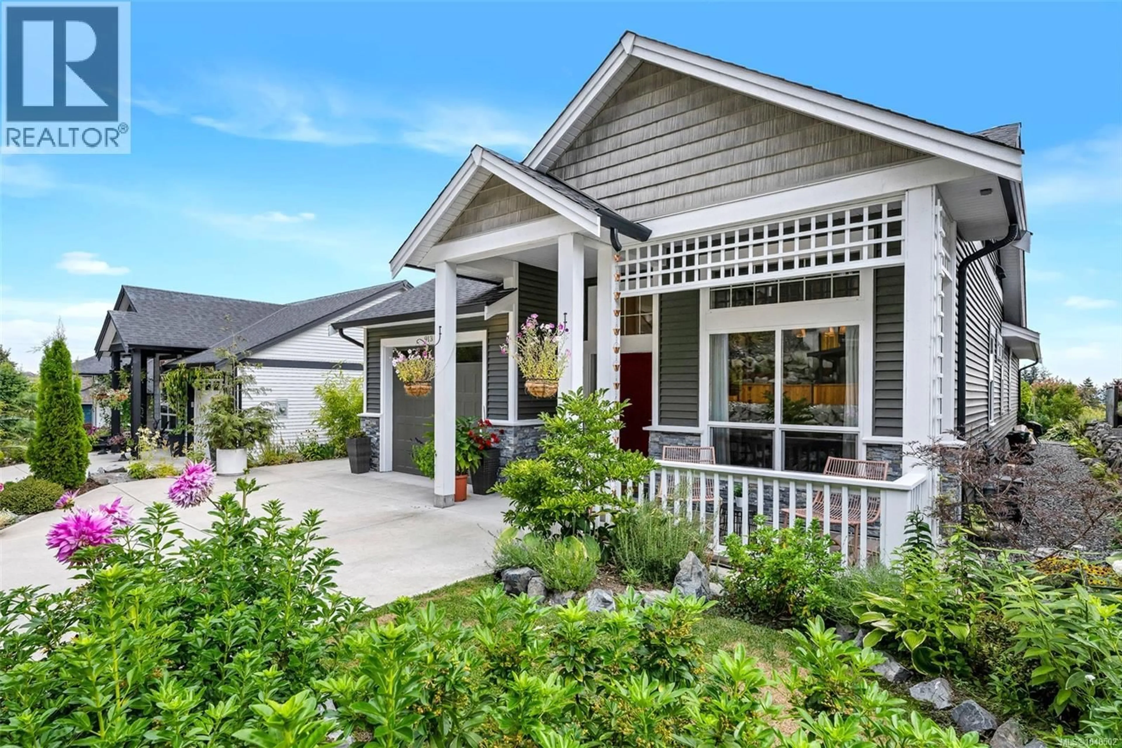 Home with vinyl exterior material, unknown for 913 CRAIG ROAD, Ladysmith British Columbia V9G2C4