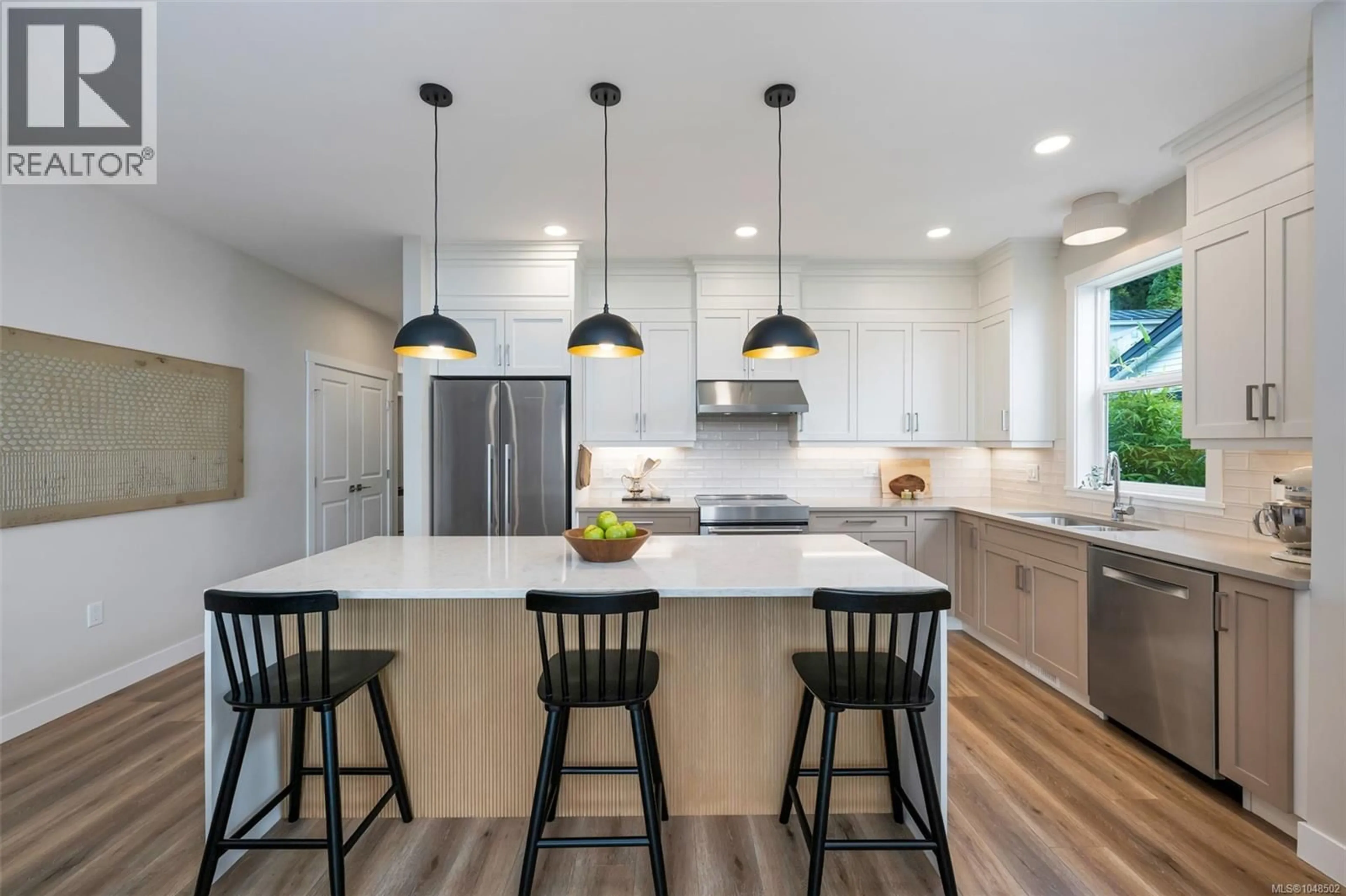 Open concept kitchen, unknown for 913 CRAIG ROAD, Ladysmith British Columbia V9G2C4