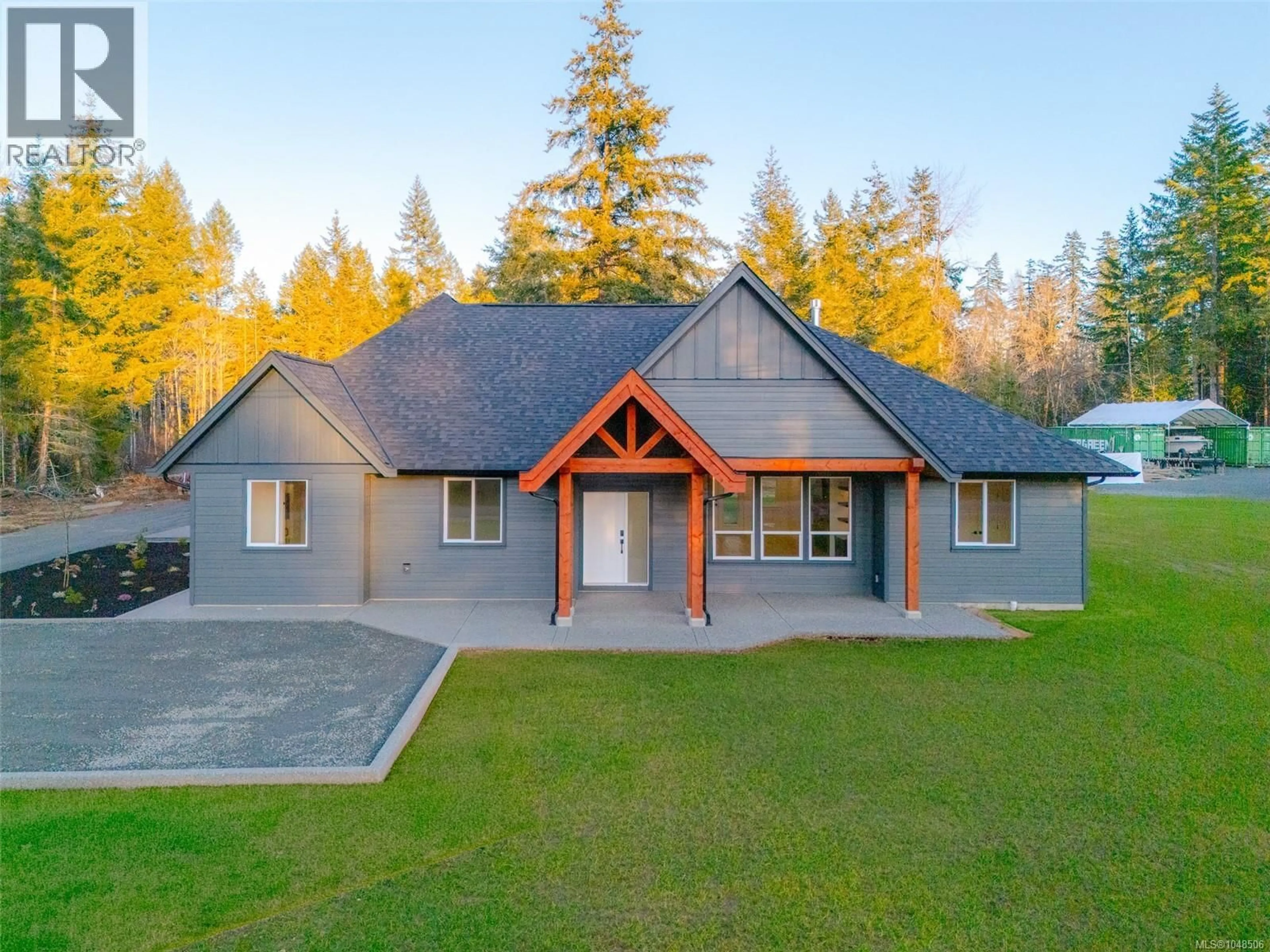A pic from outside/outdoor area/front of a property/back of a property/a pic from drone, unknown for 6537 FAYETTE ROAD, Port Alberni British Columbia V9Y8K3