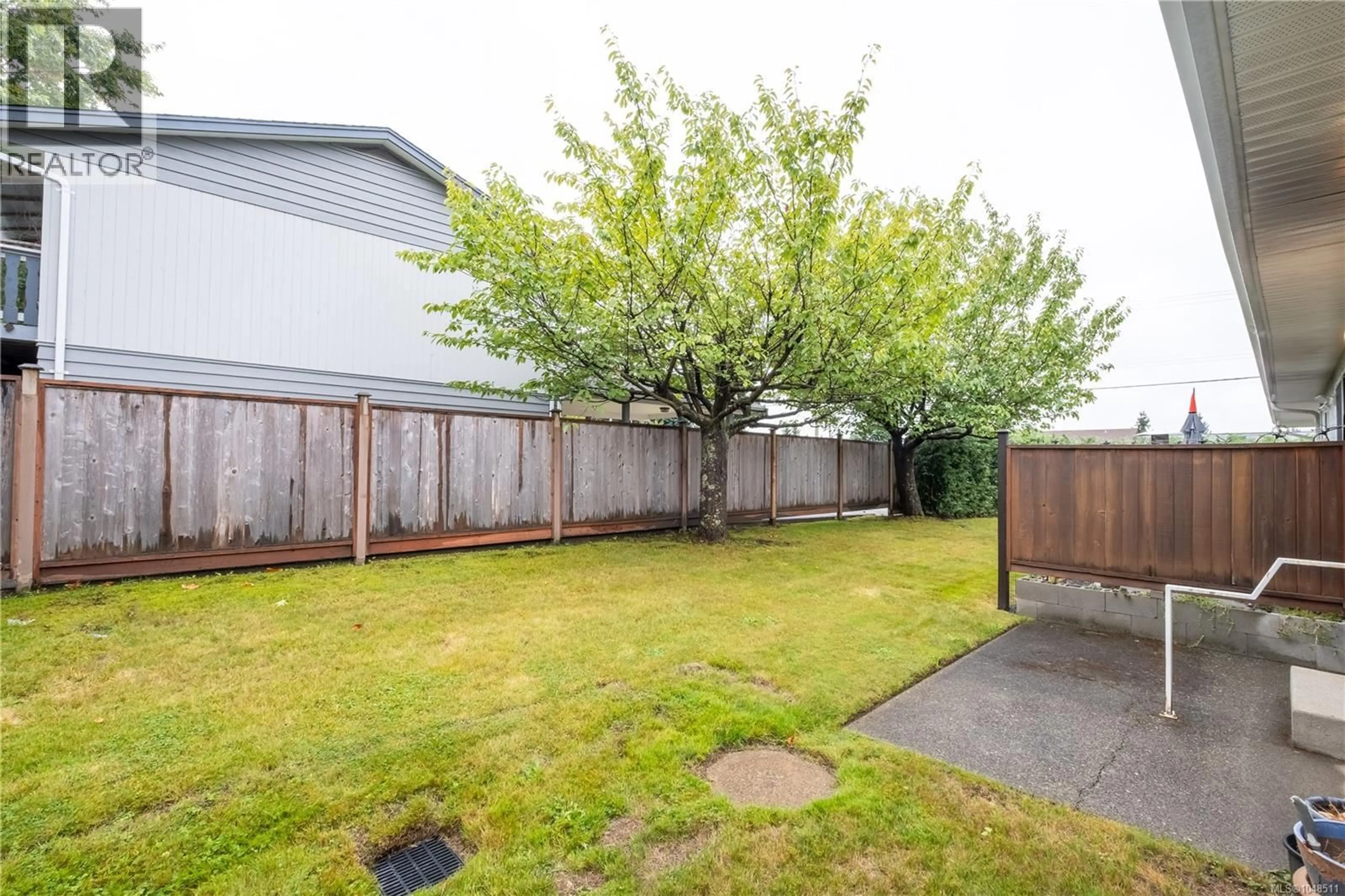 Patio, street for 13 - 595 EVERGREEN ROAD, Campbell River British Columbia V9W7R4