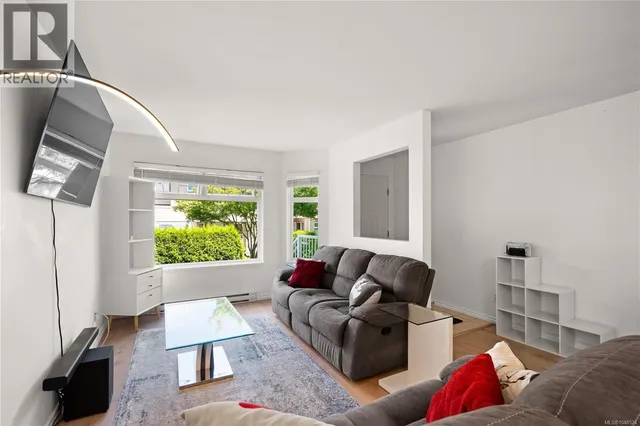 17 - 478 CULDUTHEL ROAD, Saanich 2