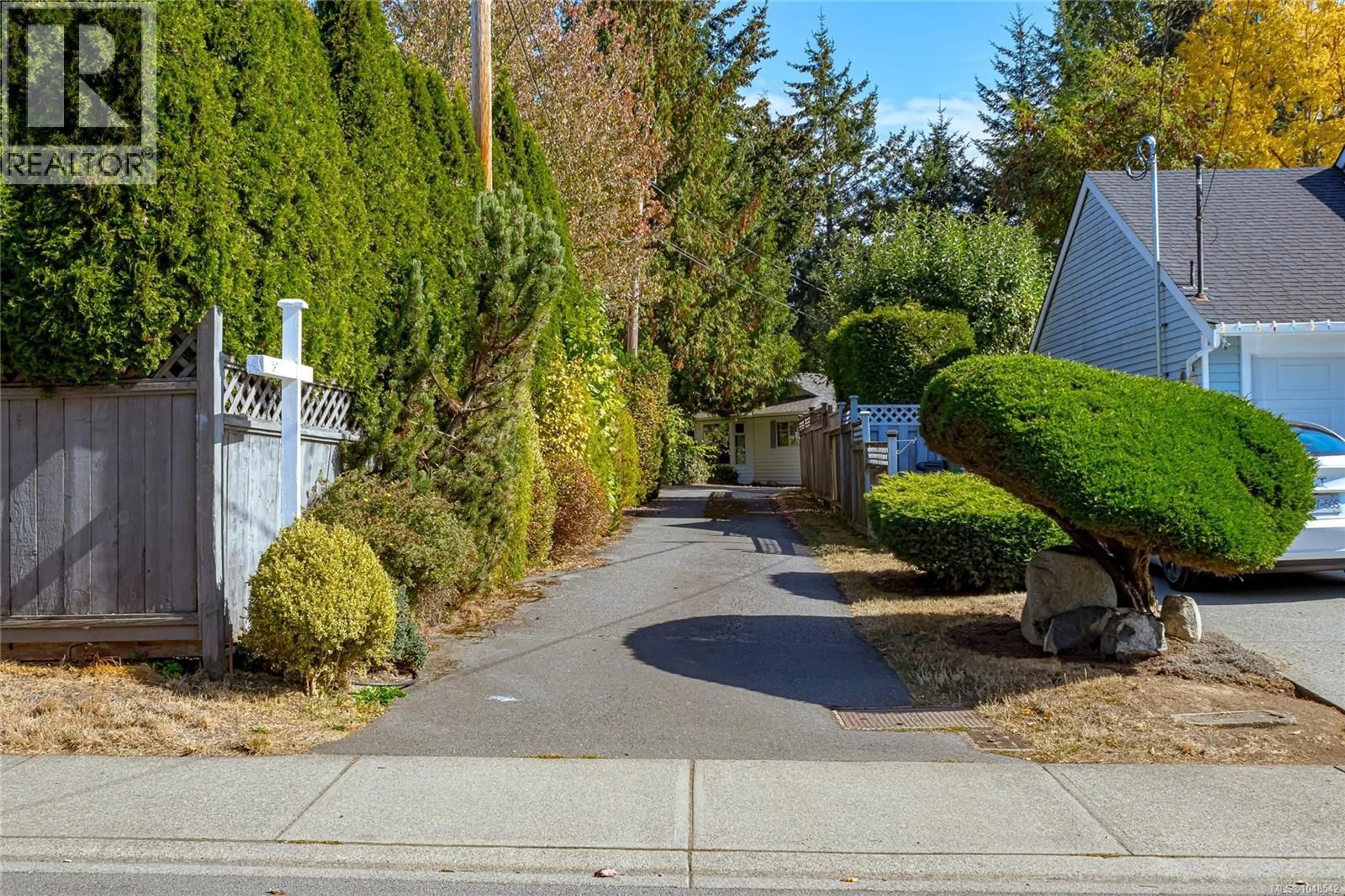Unknown for 4541 ELK LAKE DRIVE, Saanich British Columbia V8Z6L3