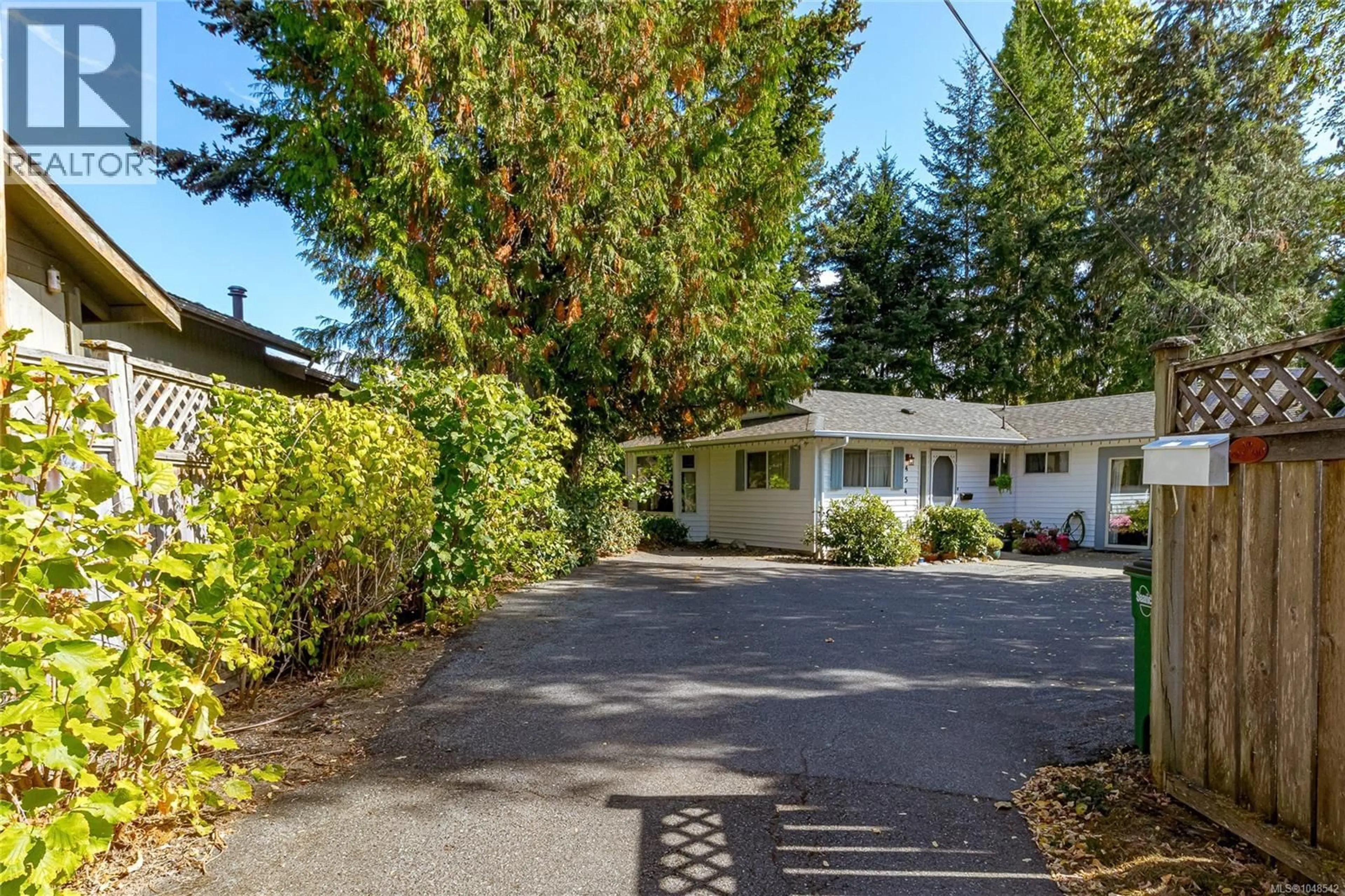 Unknown for 4541 ELK LAKE DRIVE, Saanich British Columbia V8Z6L3