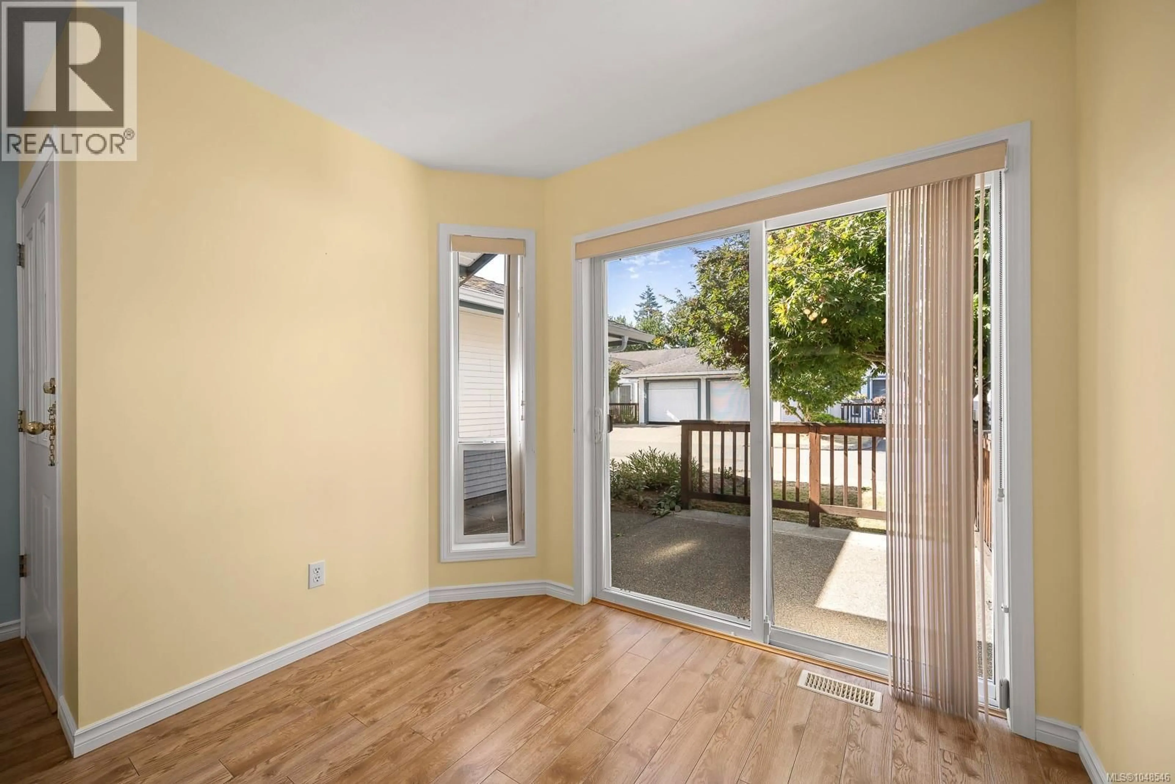 A pic of a room for 27 - 1755 WILLEMAR AVENUE, Courtenay British Columbia V9N3M5