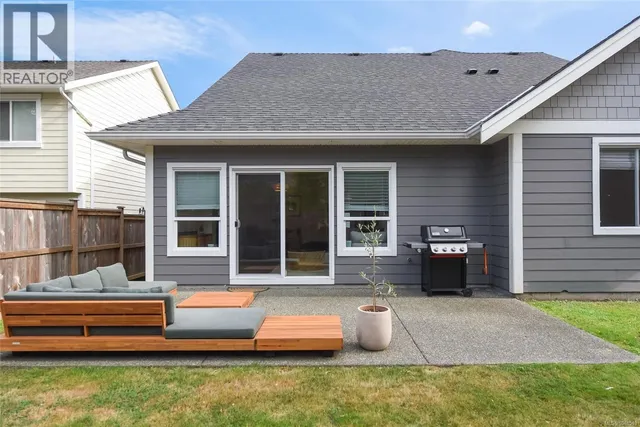 2559 BROOKFIELD DRIVE, Courtenay 4