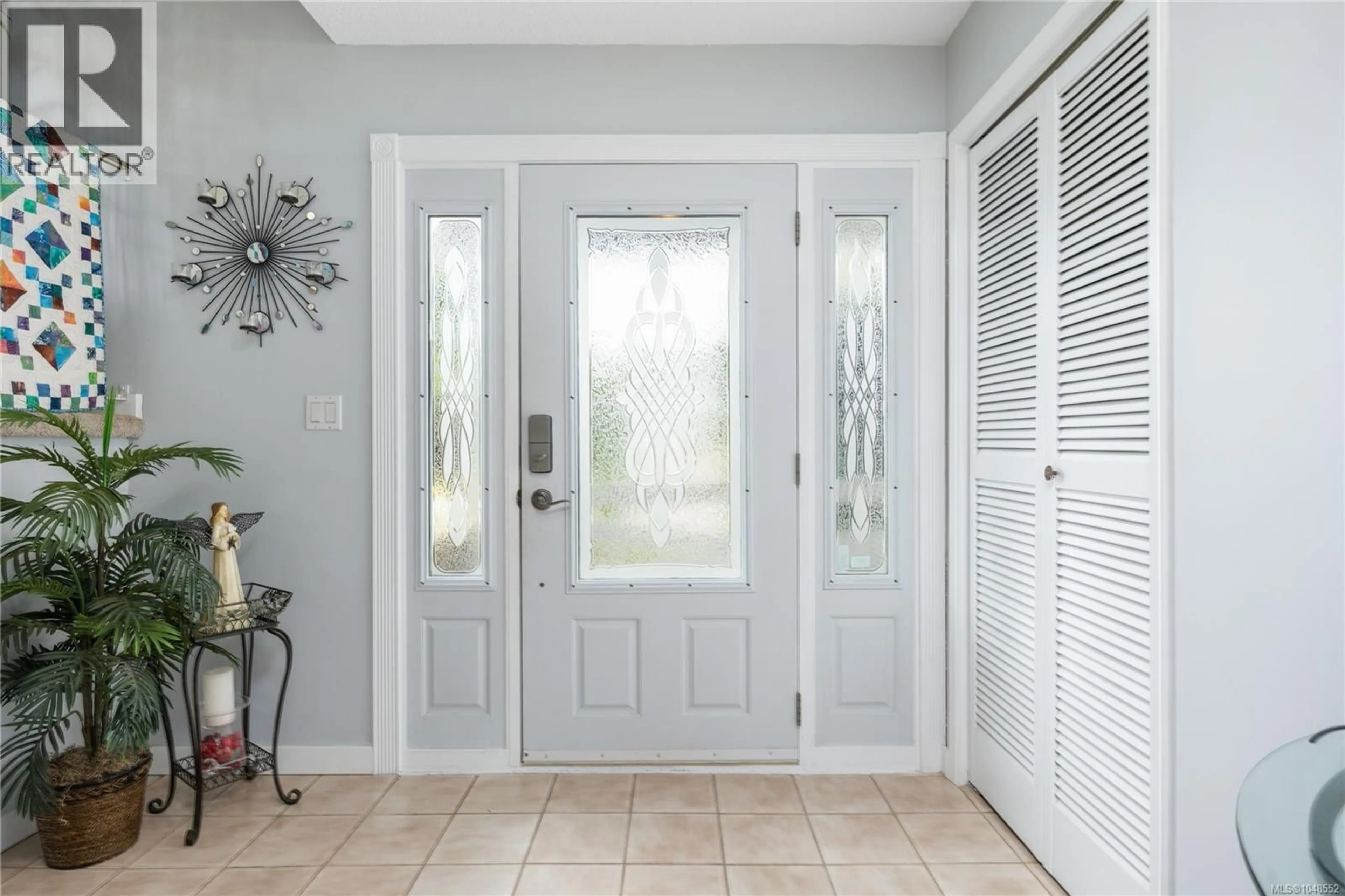 Indoor entryway for 2921 MOUNT WELLS DRIVE, Langford British Columbia V9B4R9
