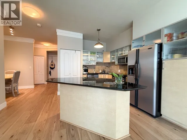 303 - 845 YATES STREET, Victoria 5