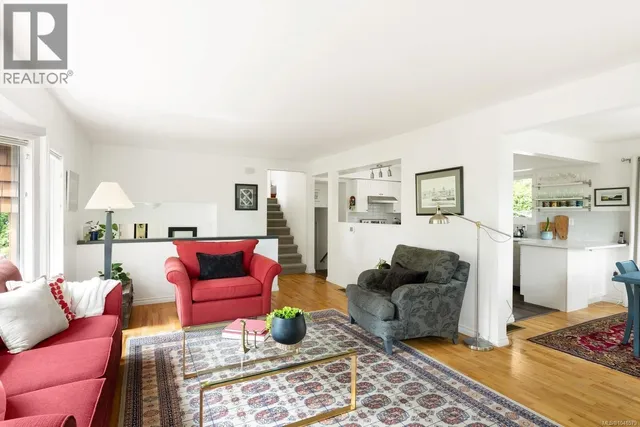 10496 JOCELYN PLACE, Sidney 5
