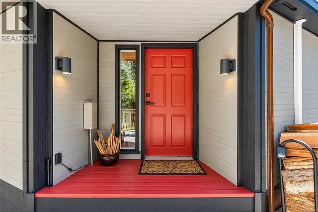 287 CUSHEON LAKE ROAD, Salt Spring 5