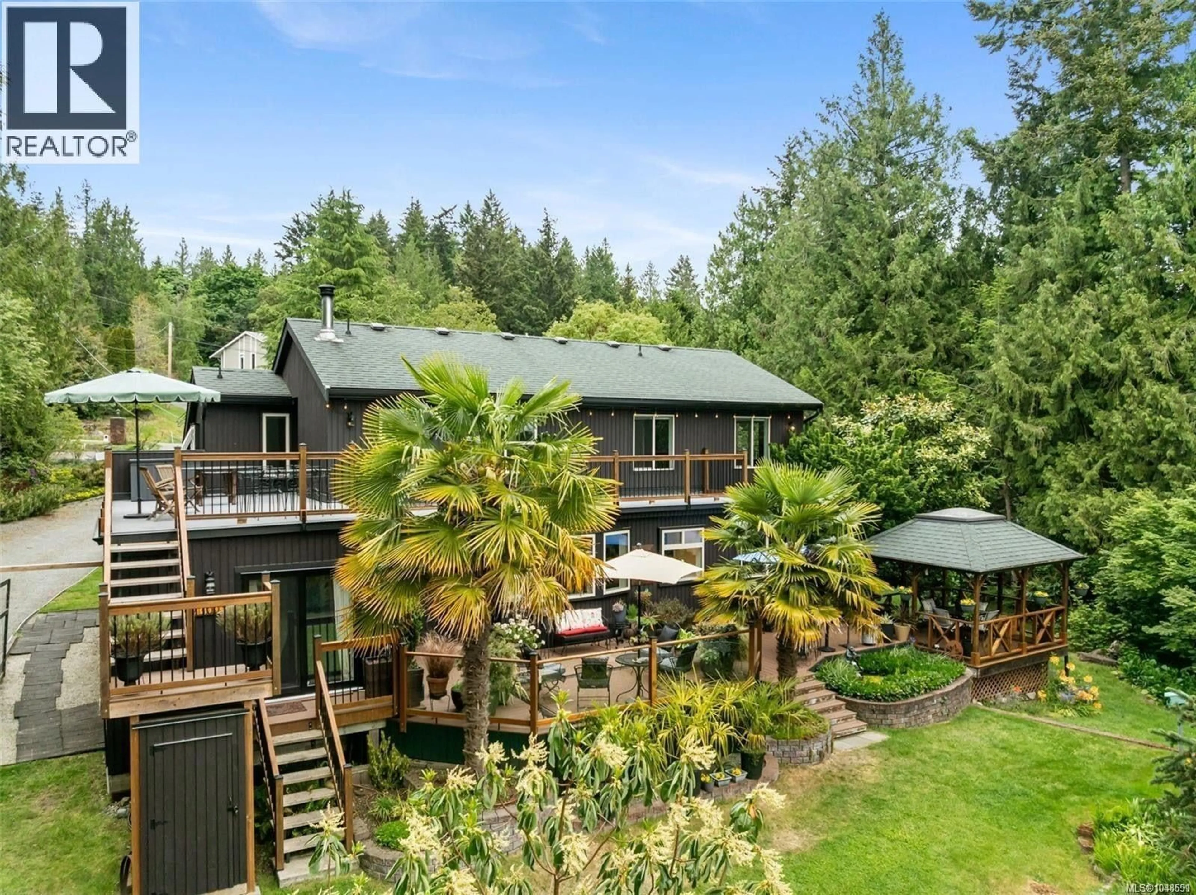 A pic from outside/outdoor area/front of a property/back of a property/a pic from drone, unknown for 11007 CEDAR LANE, North Saanich British Columbia V8L5R1
