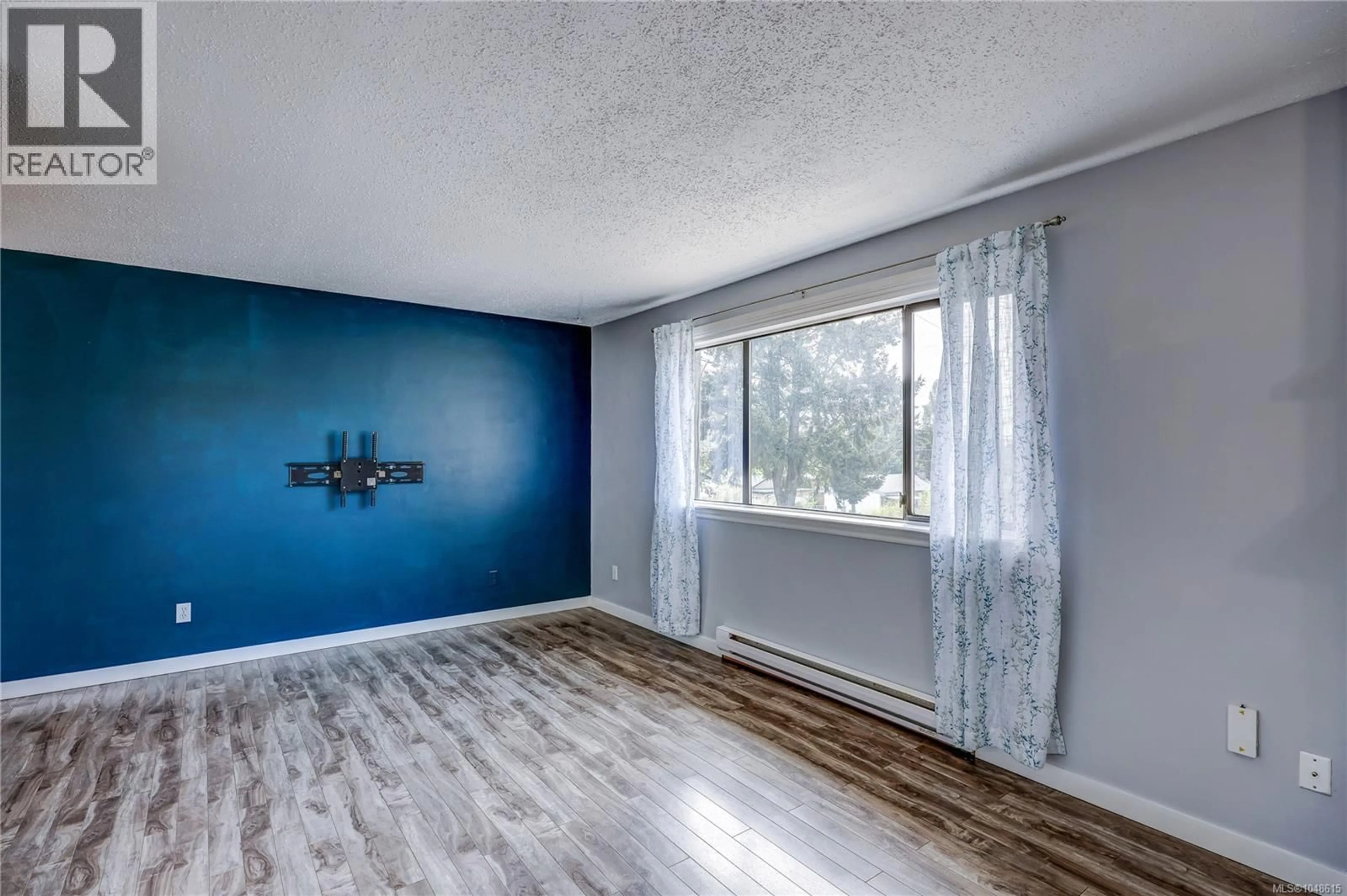 A pic of a room for 40 - 25 PRYDE AVENUE, Nanaimo British Columbia V9V1J3