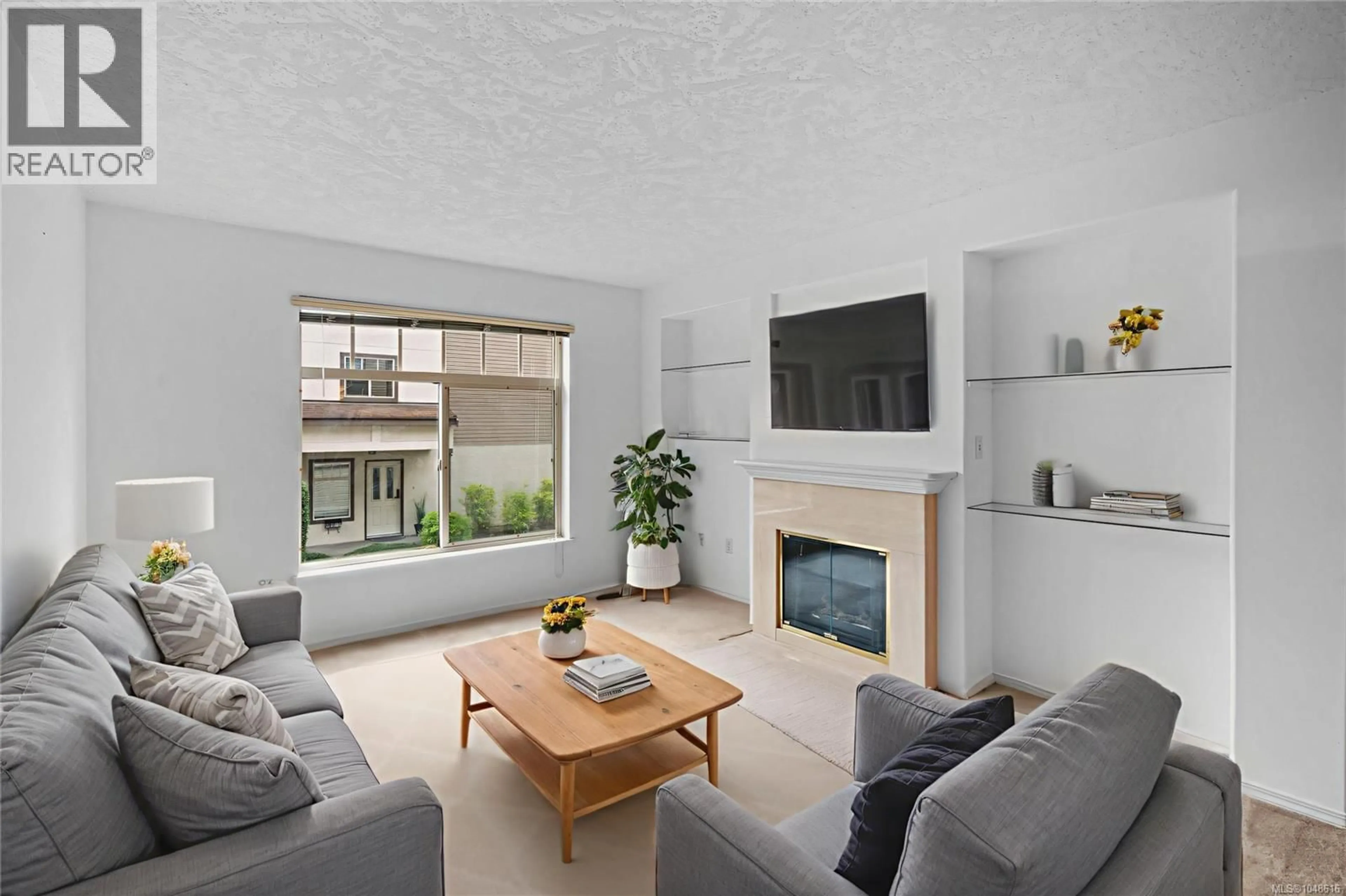 Living room with furniture, unknown for 403 - 288 ELTHAM ROAD, View Royal British Columbia V9B1J9