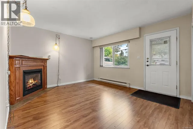 3167 IRMA STREET, Victoria 4