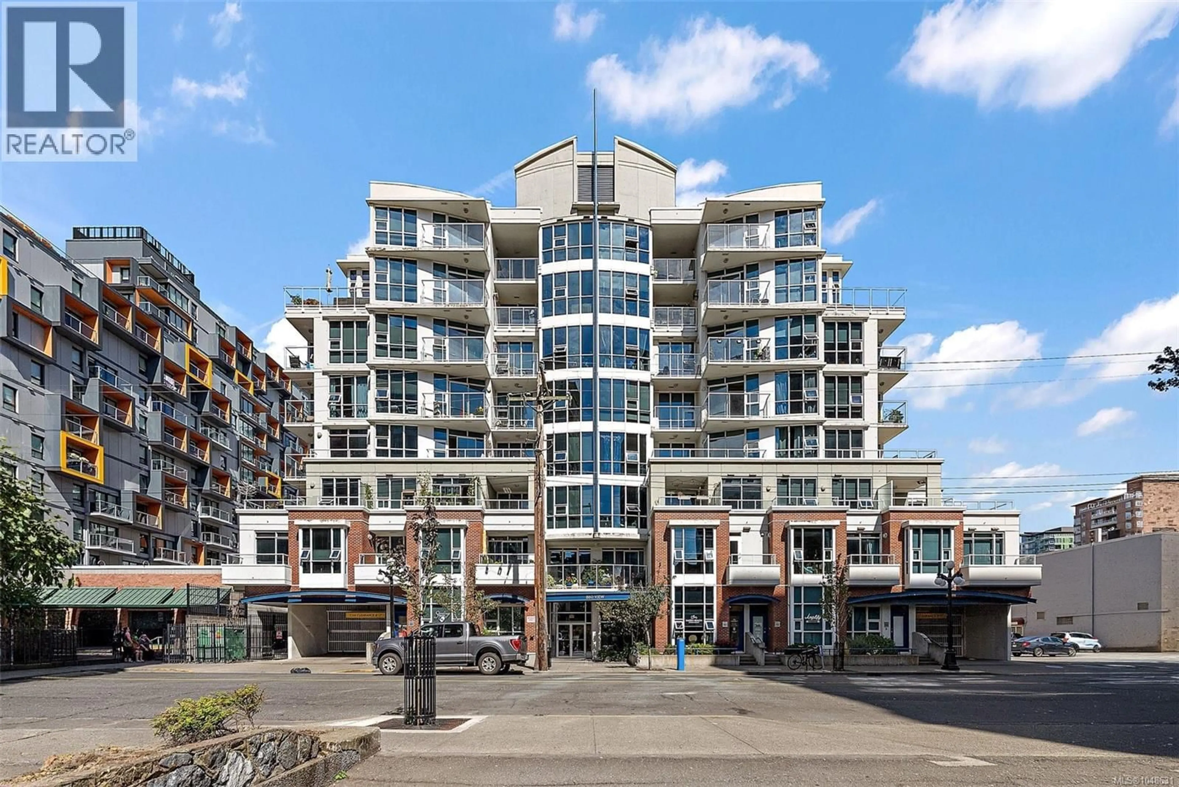 Unknown for 301 - 860 VIEW STREET, Victoria British Columbia V8W3Z8