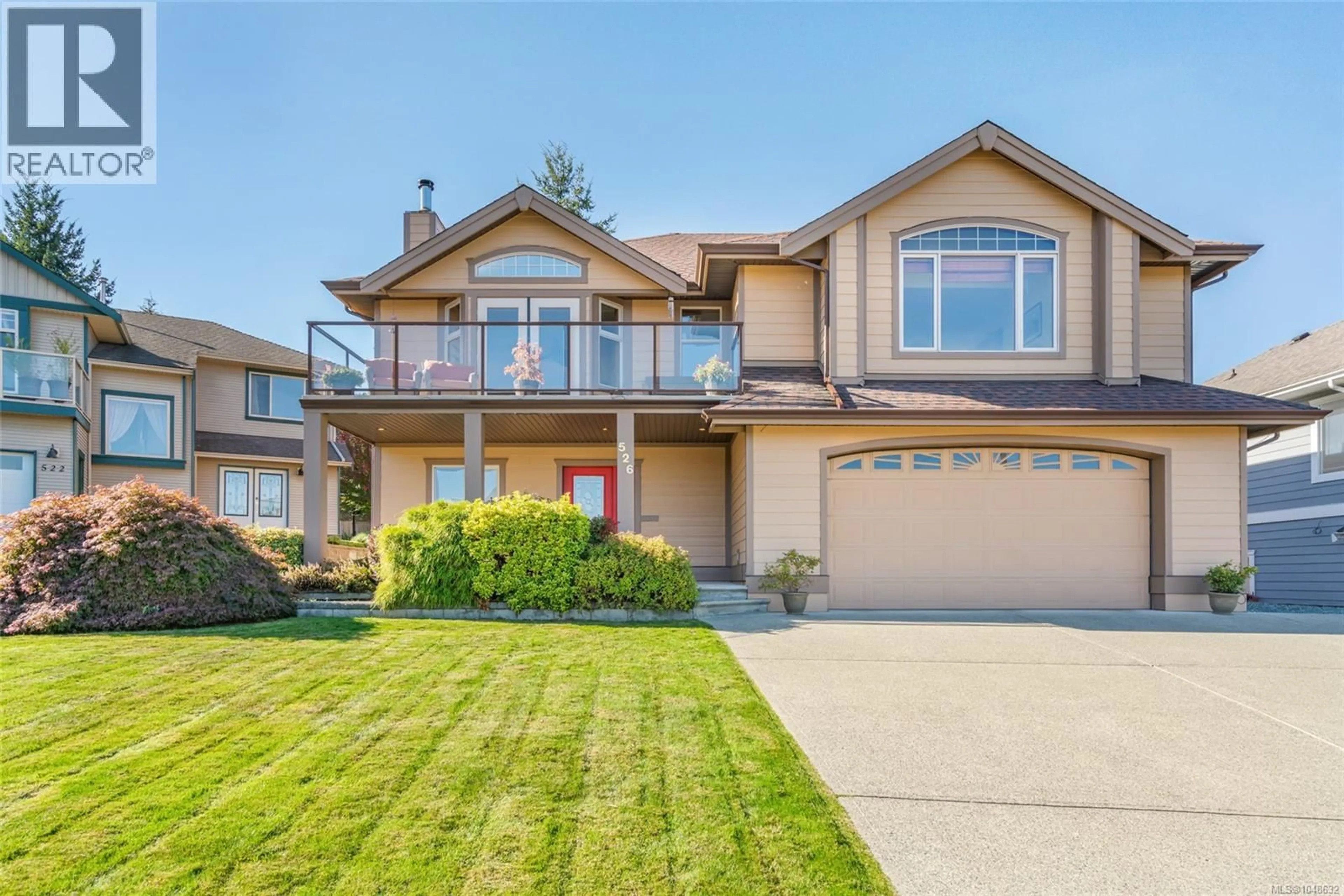 Home with vinyl exterior material, street for 526 DOUGLAS PLACE, Ladysmith British Columbia V9G2B9