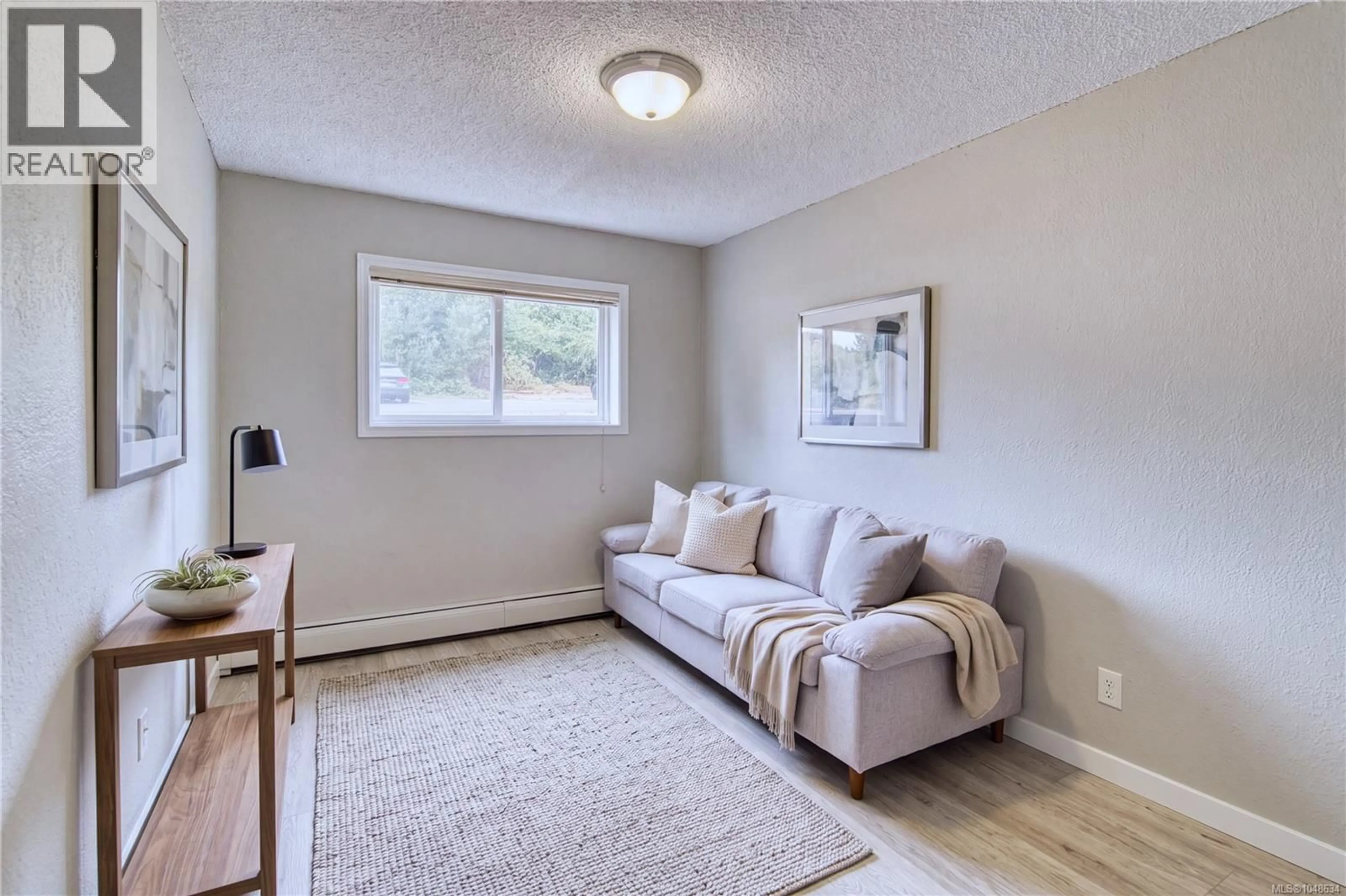 Living room with furniture, unknown for 110 - 218 BAYVIEW AVENUE, Ladysmith British Columbia V9G1S9