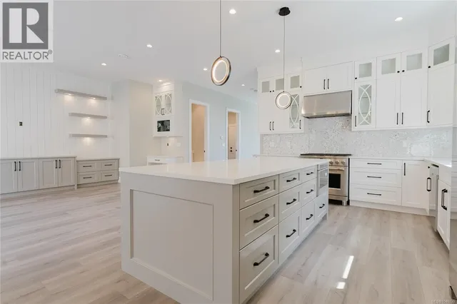 7036 CLARKSON PLACE, Sooke 5