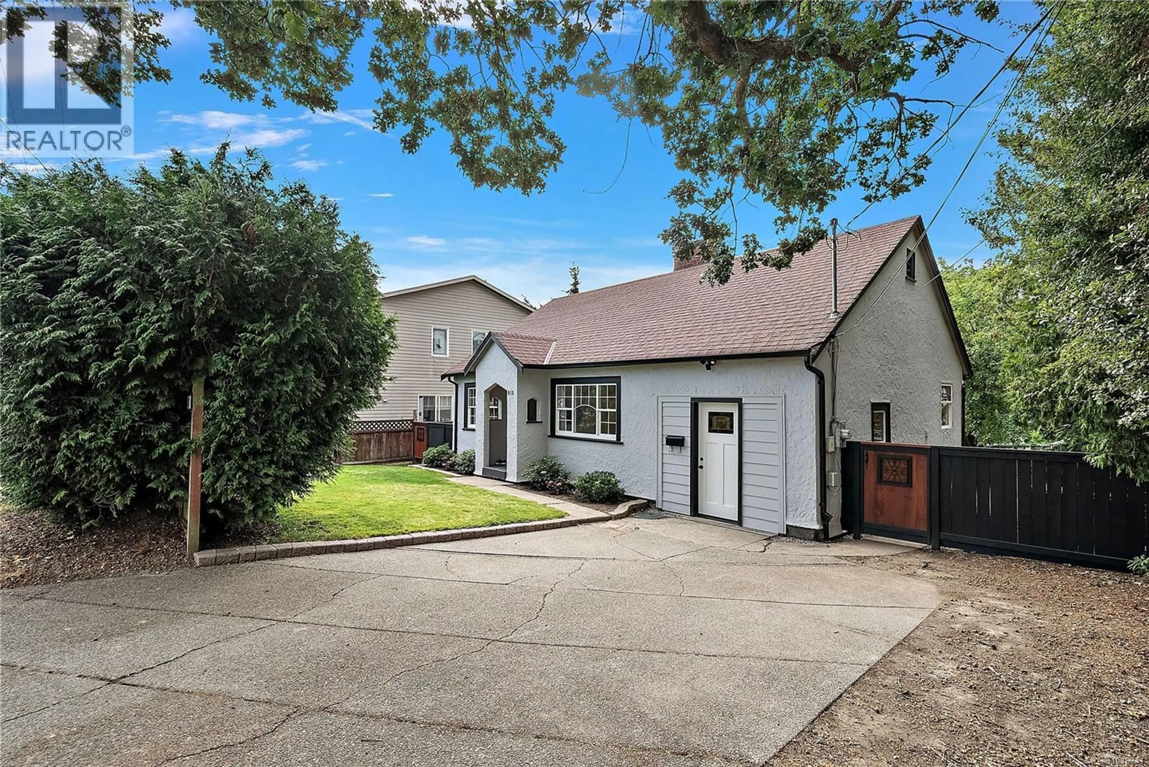 Unknown for 813 PORTAGE ROAD, Saanich British Columbia V8Z1L7
