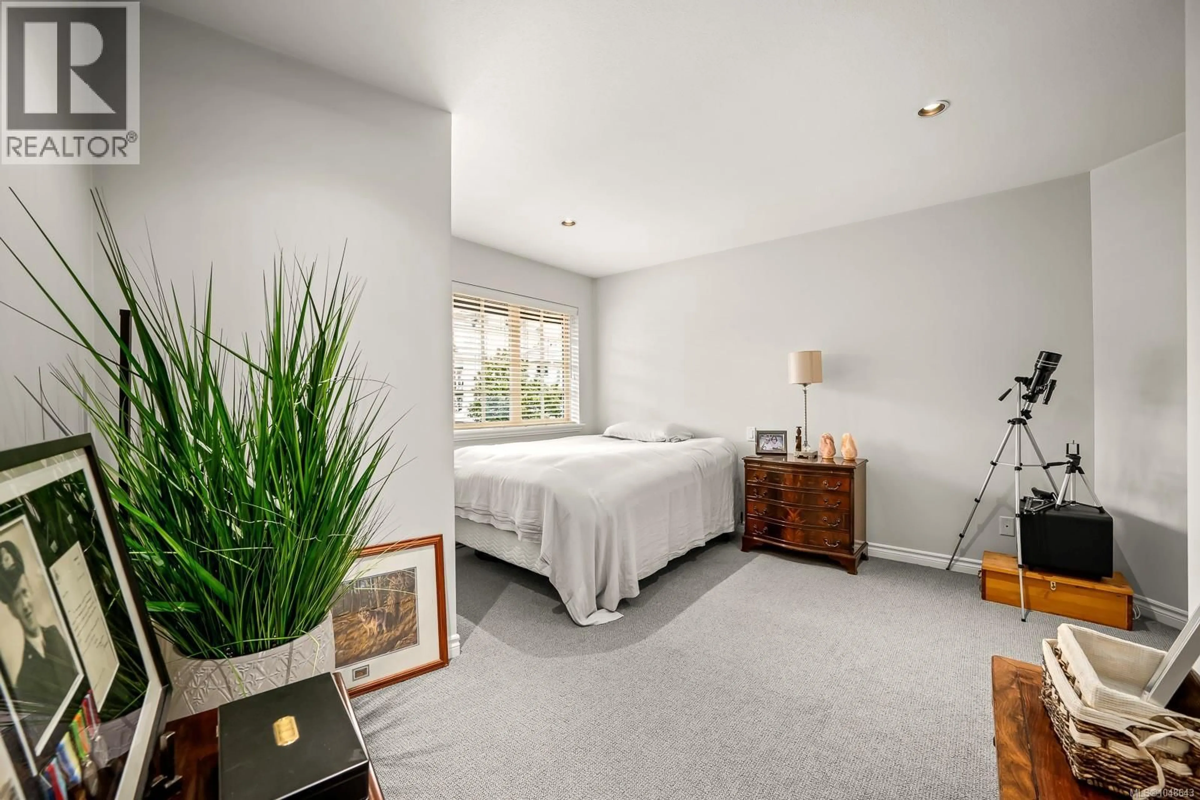 A pic of a room for 204 - 1705 COMOX AVENUE, Comox British Columbia V9M3M1