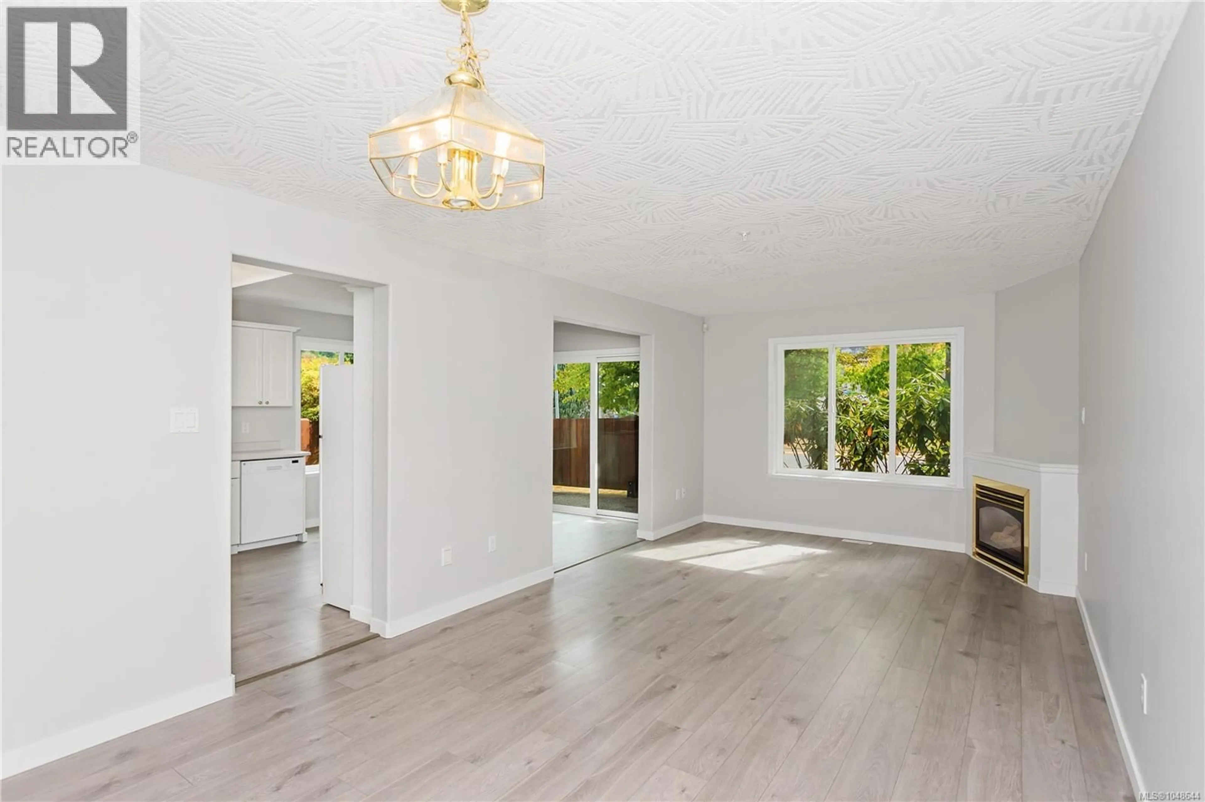 A pic of a room for 1 - 6240 PARKWOOD DRIVE, Nanaimo British Columbia V9T6K9
