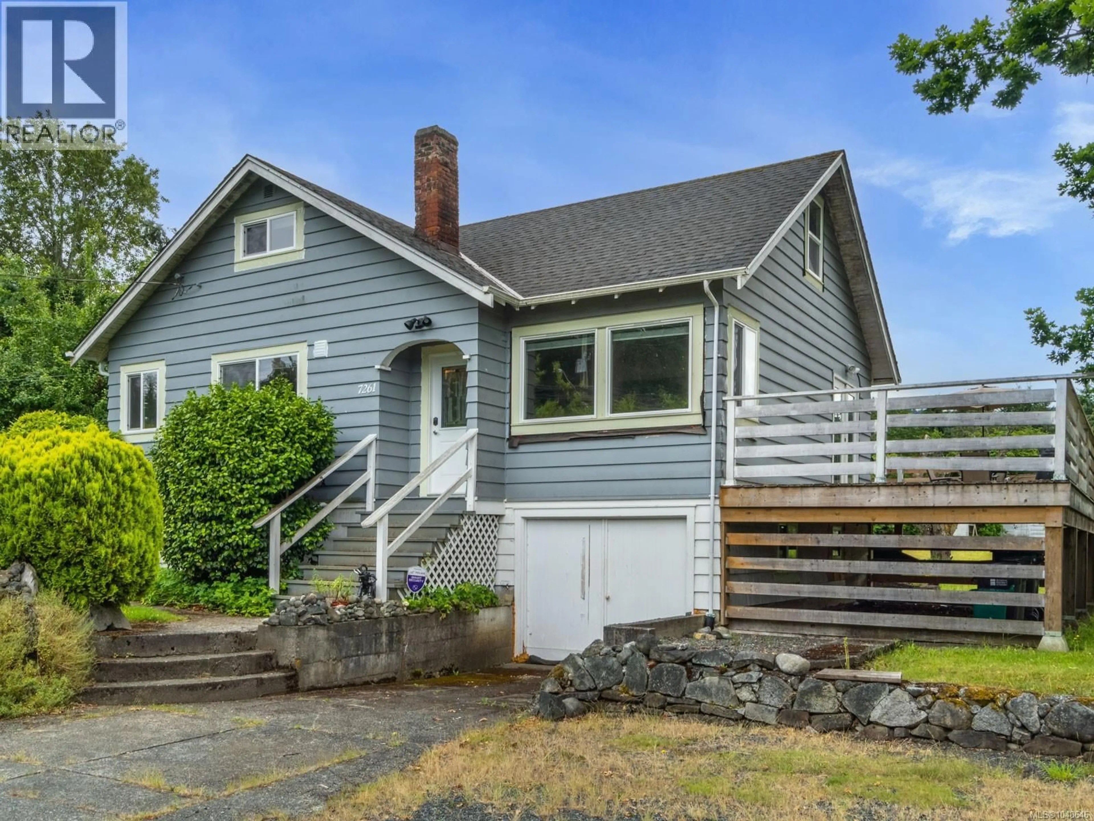 Home with vinyl exterior material, street for 7261 LANTZVILLE ROAD, Lantzville British Columbia V0R2H0