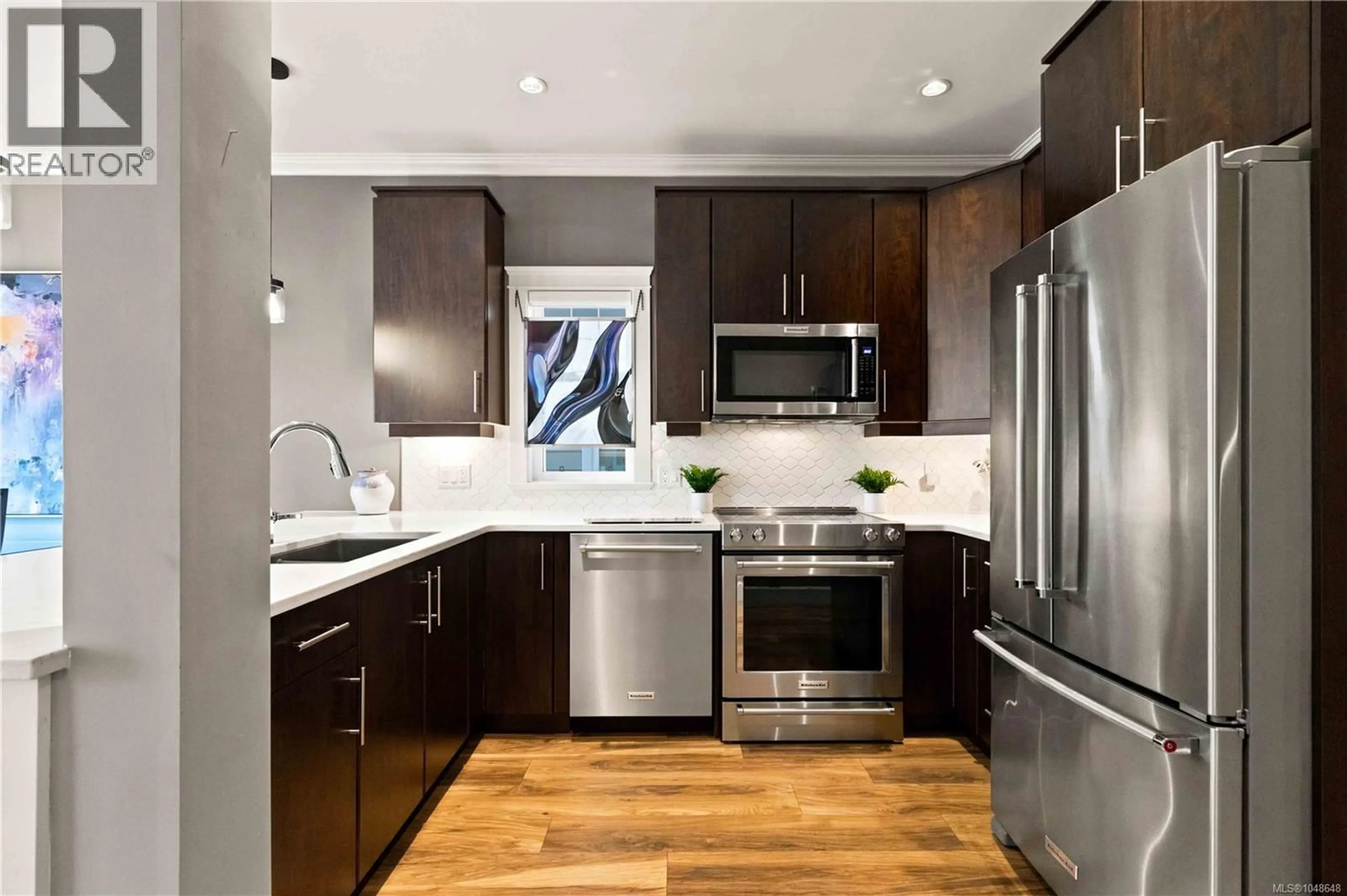 Contemporary kitchen, unknown for 6 - 2210 SOOKE ROAD, Colwood British Columbia V0S2R0