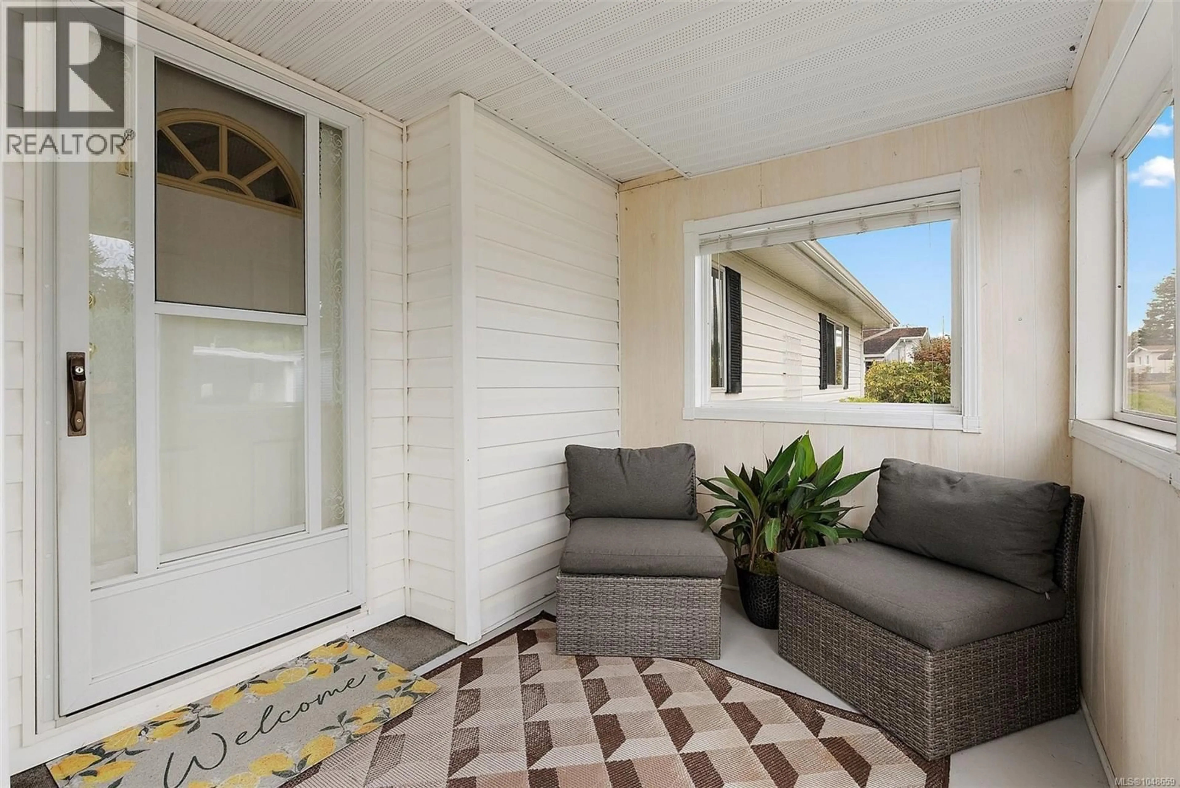 Patio, street for 53 - 7701 CENTRAL SAANICH ROAD, Central Saanich British Columbia V8M1X4
