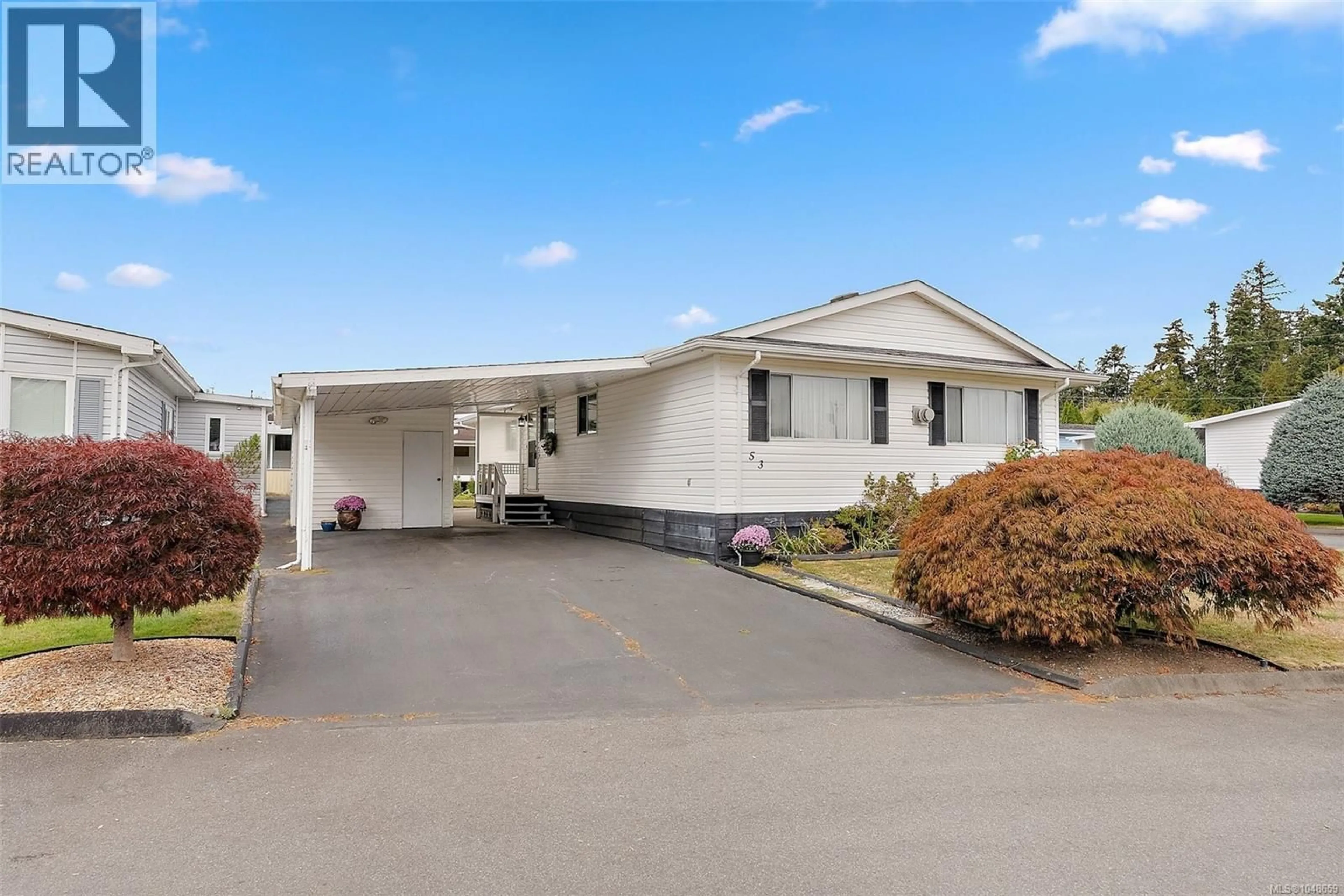 Home with vinyl exterior material, street for 53 - 7701 CENTRAL SAANICH ROAD, Central Saanich British Columbia V8M1X4
