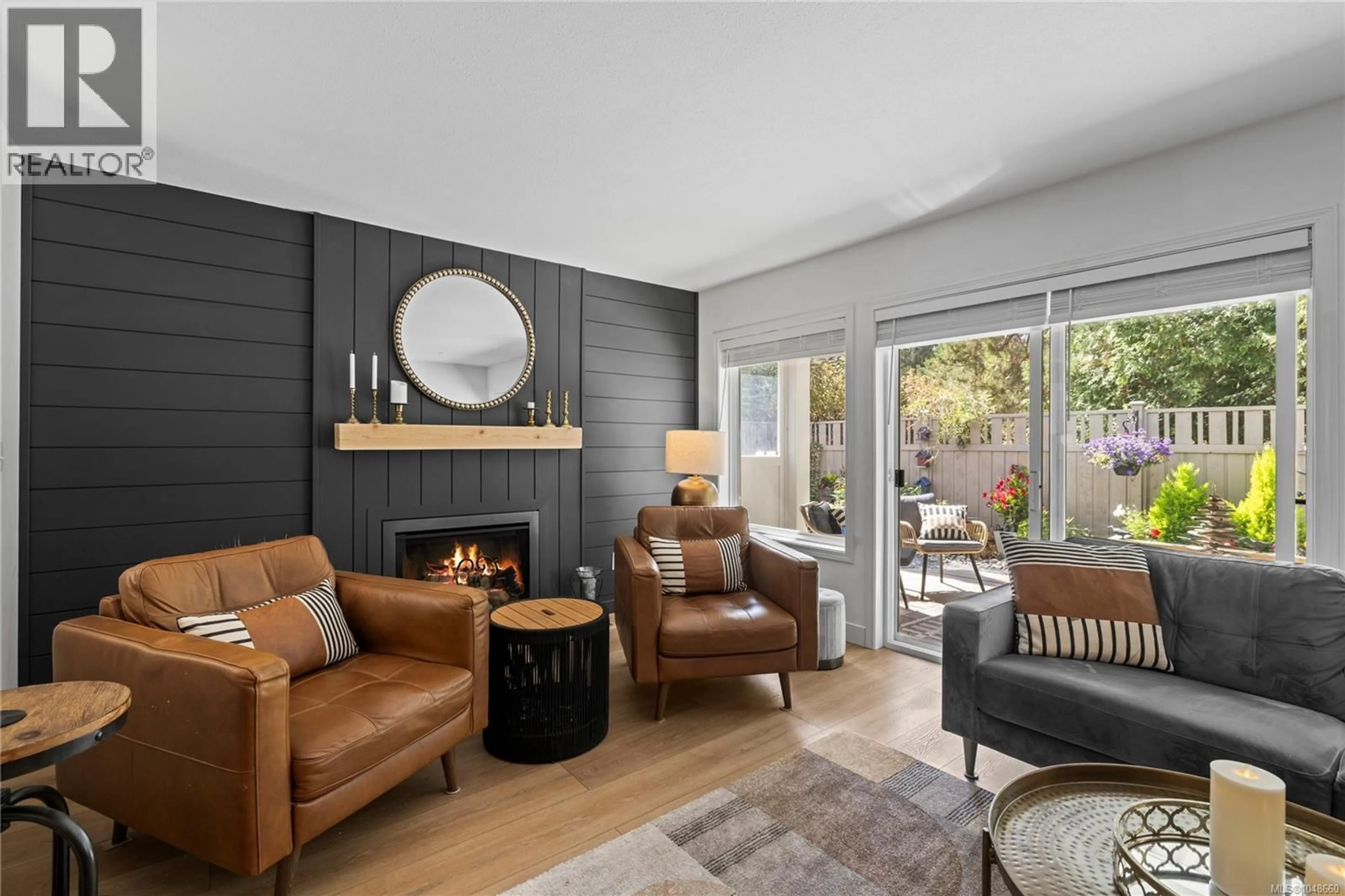 Living room with furniture, unknown for 650 WINDWARD WAY, Qualicum Beach British Columbia V9K2K4