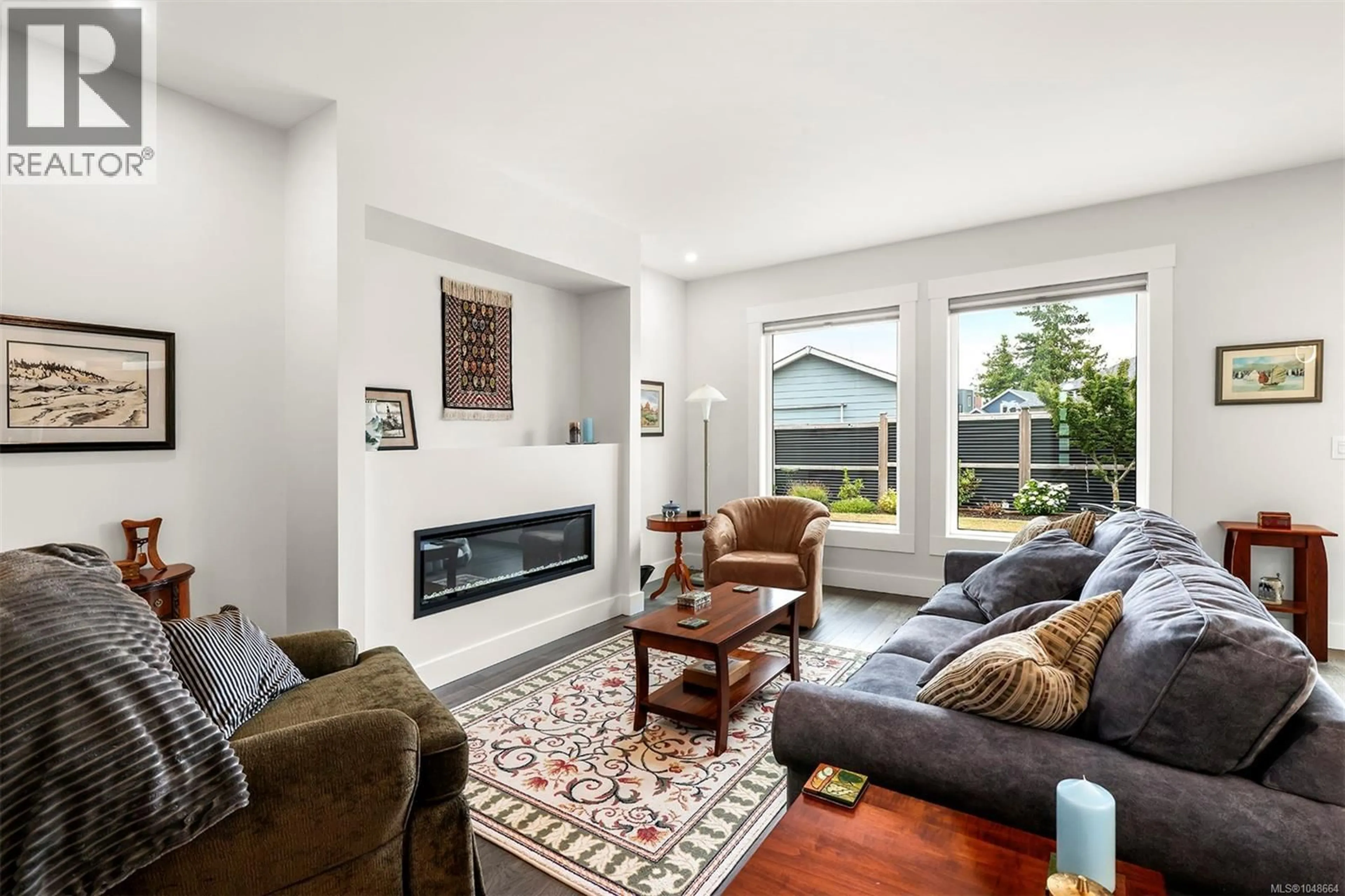 Living room with furniture, unknown for 859 LABRADOR DRIVE, Comox British Columbia V9M0C8