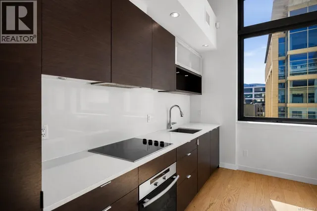304 - 770 FISGARD STREET, Victoria 5