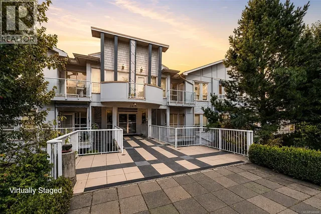 207 - 3915 CAREY ROAD, Saanich 2