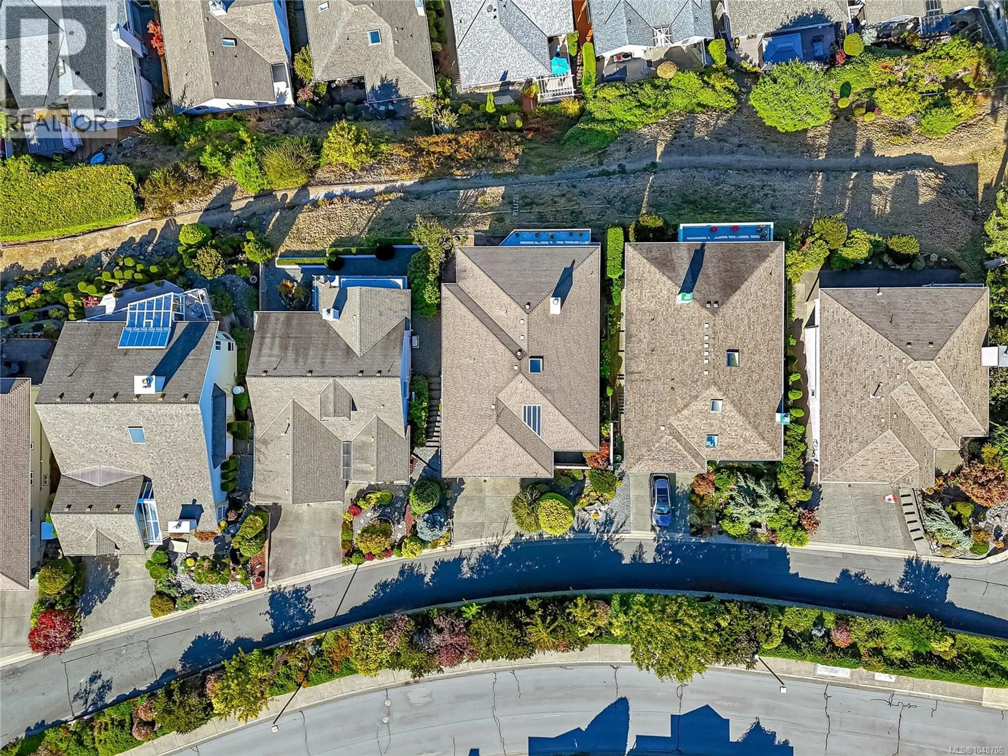 A pic from outside/outdoor area/front of a property/back of a property/a pic from drone, street for 3661 RIDGE LANE, Cobble Hill British Columbia V8H0K8