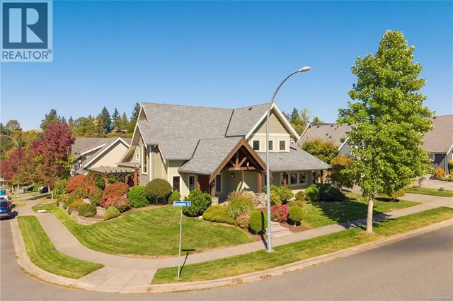 543 STONEWATER DRIVE, Nanaimo 2