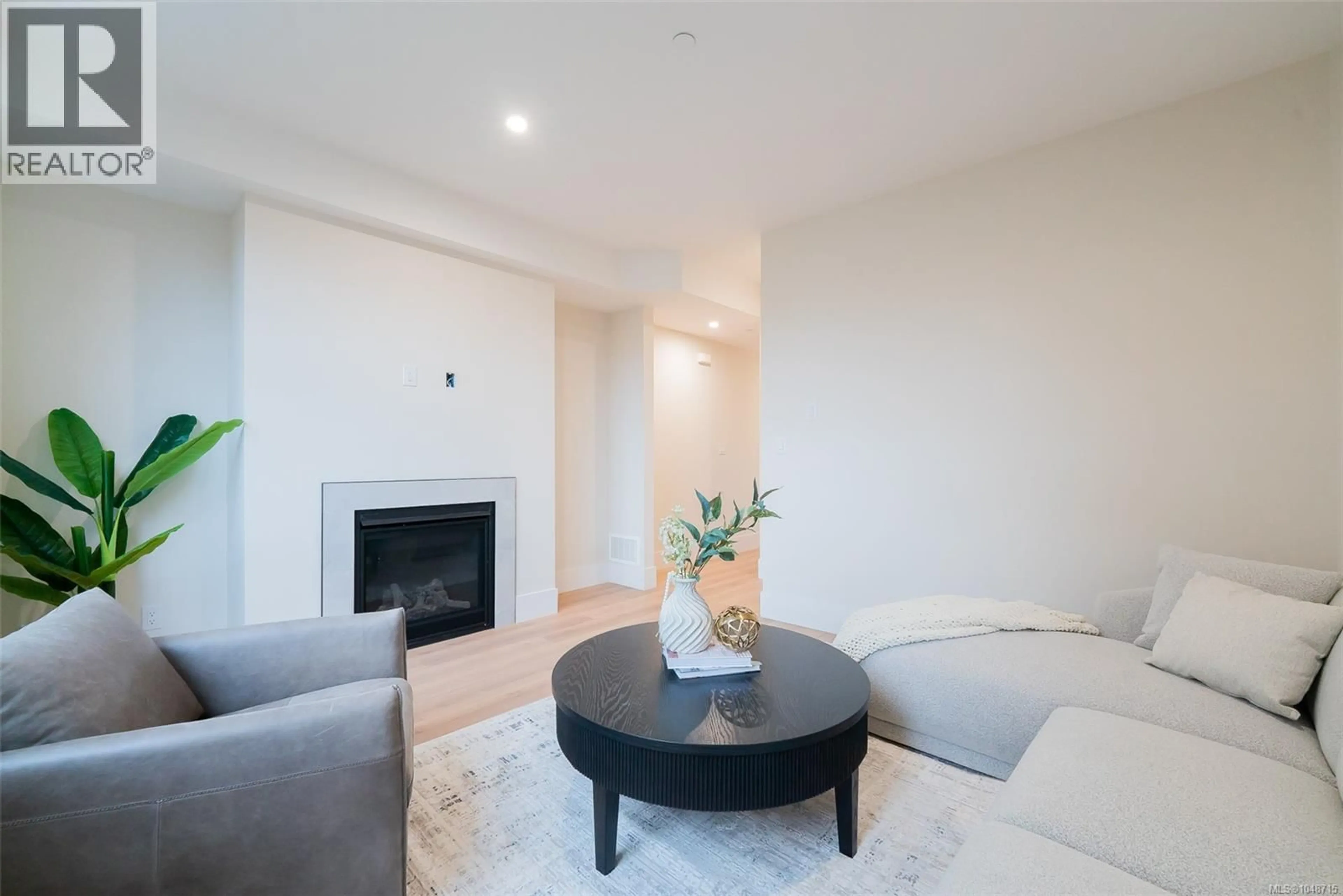 Living room with furniture, unknown for 109 - 1615 NORTHFIELD ROAD, Nanaimo British Columbia V9S5A8