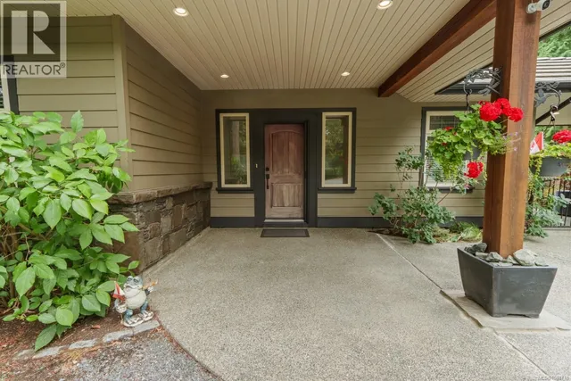 1090 COLDWATER ROAD, Parksville 5