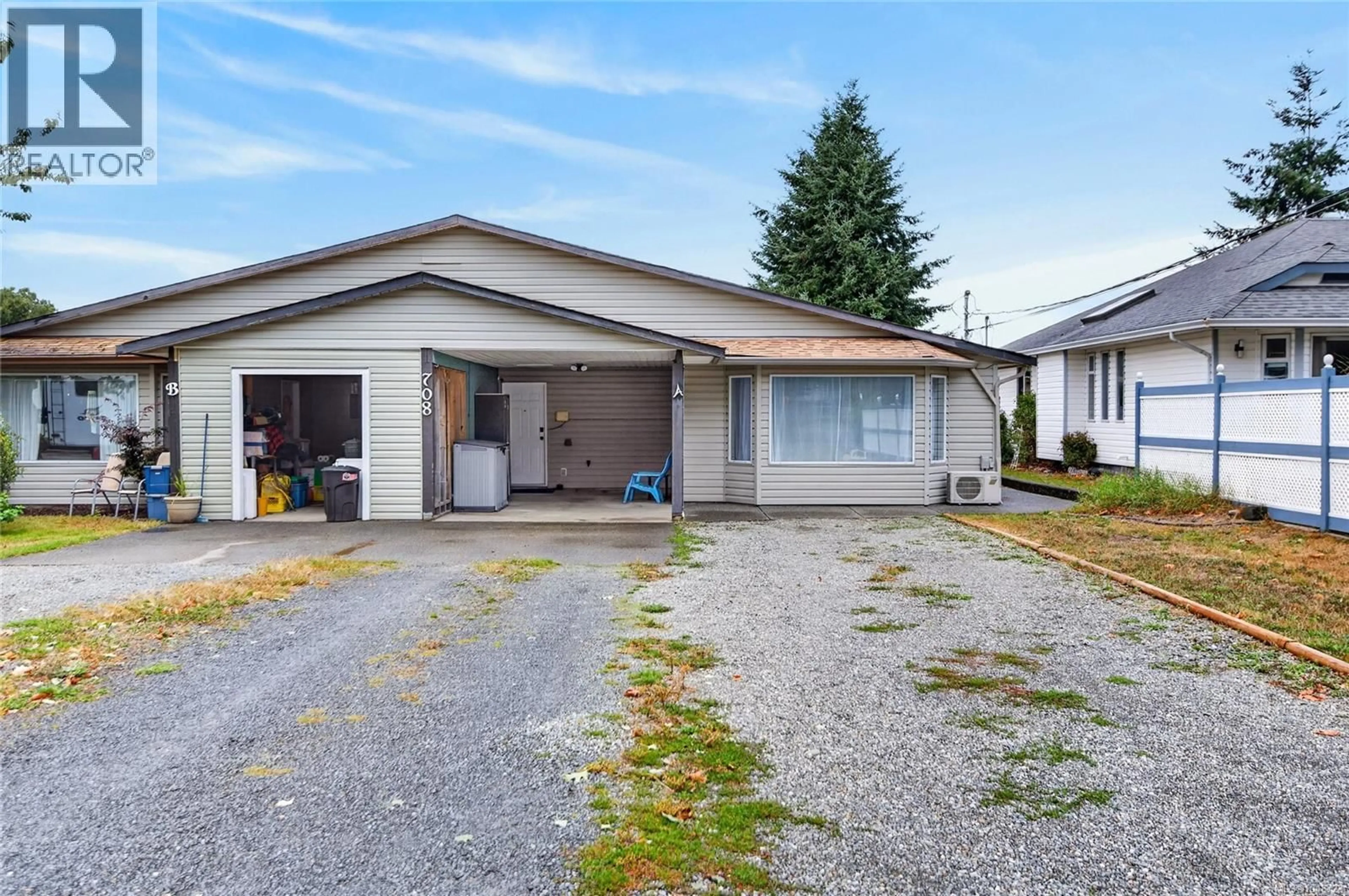 Indoor garage for A - 708 ERICKSON ROAD, Campbell River British Columbia V9W5N9