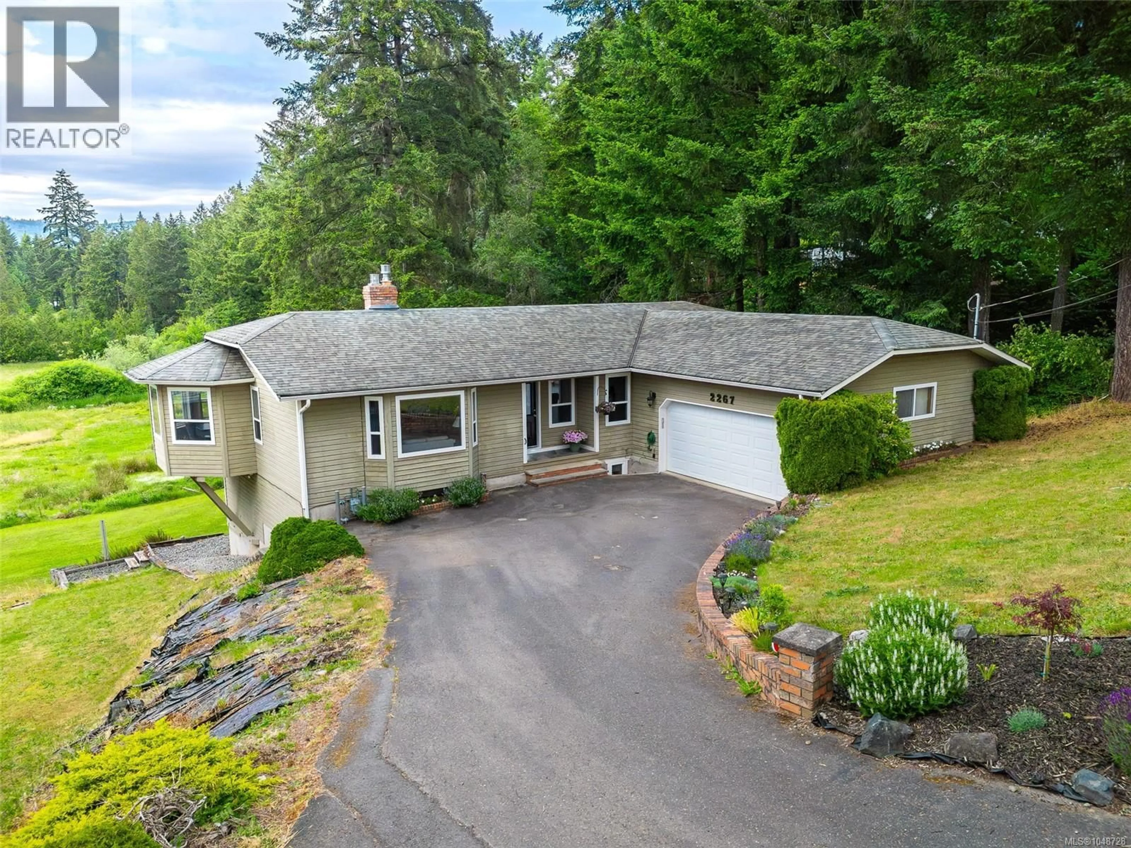 A pic from outside/outdoor area/front of a property/back of a property/a pic from drone, street for 2267 REGINA DRIVE, Duncan British Columbia V9L5V3