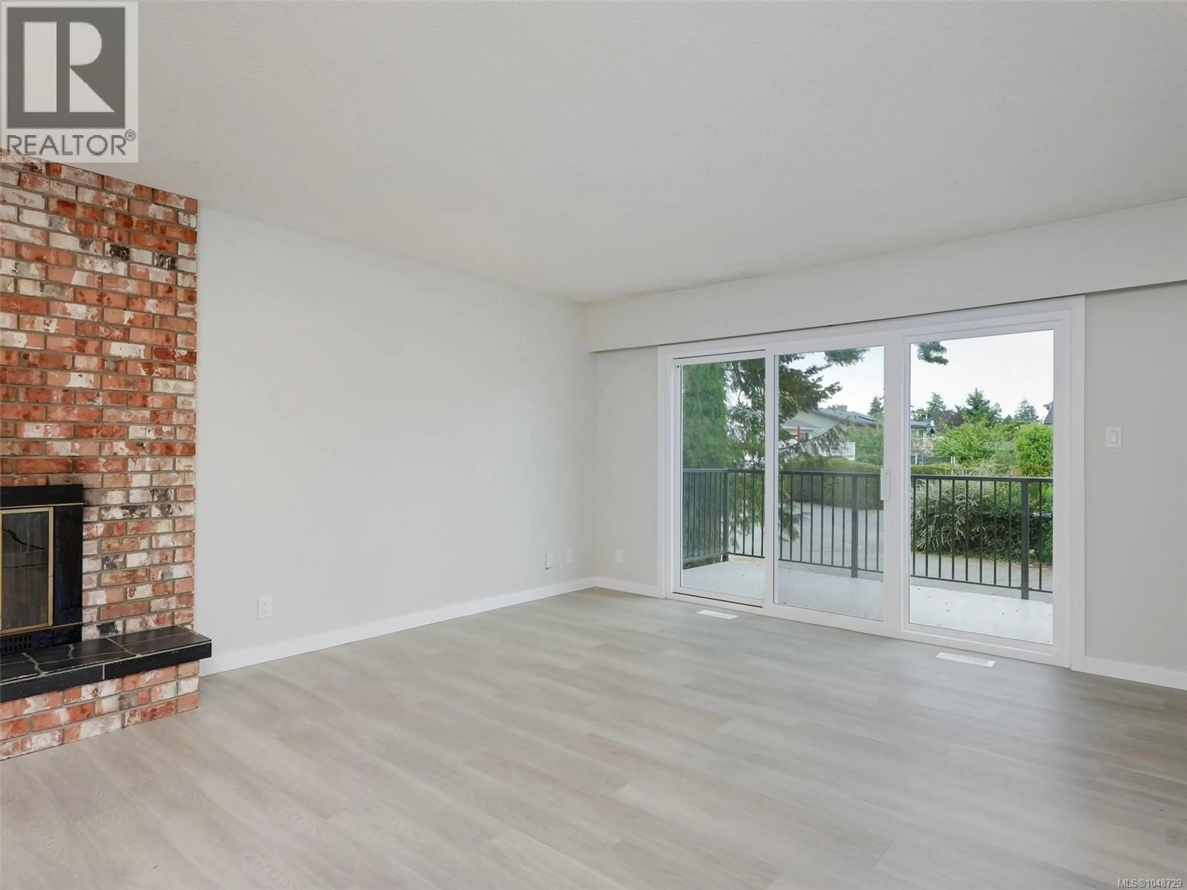 A pic of a room for 4468 FAIRMONT PLACE, Saanich British Columbia V8N4R3
