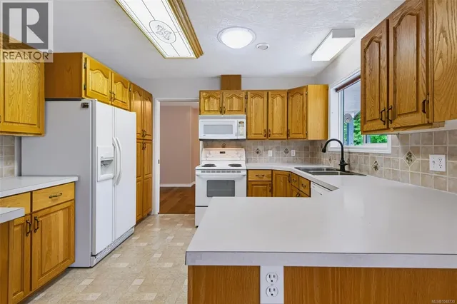 4269 WELLINGTON AVENUE, Port Alberni 5